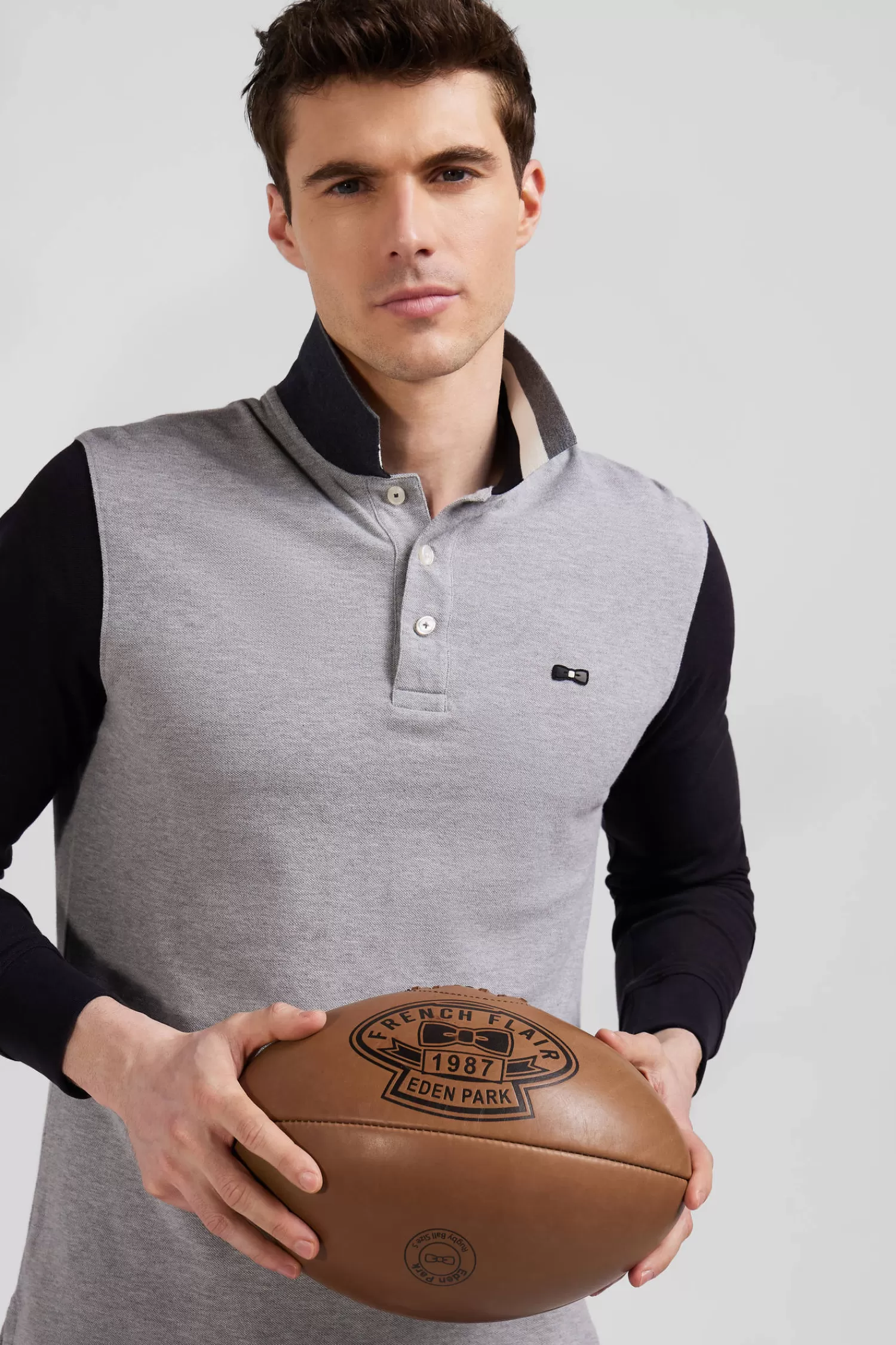 regular_black_bicolor_longsleeved_cotton_piqu_polo_shirt_with_jacquard_collar_2.webp Eden Park Regular black bicolor long-sleeved cotton piqué polo shirt with jacquard collar< Polos