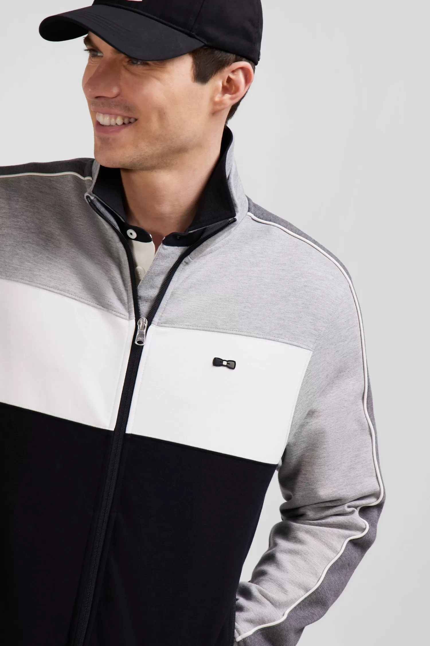 regular_black_colorblock_zipped_cotton_blend_sweatshirt_2.webp Eden Park Regular black colorblock zipped cotton blend sweatshirt< Sweatshirts