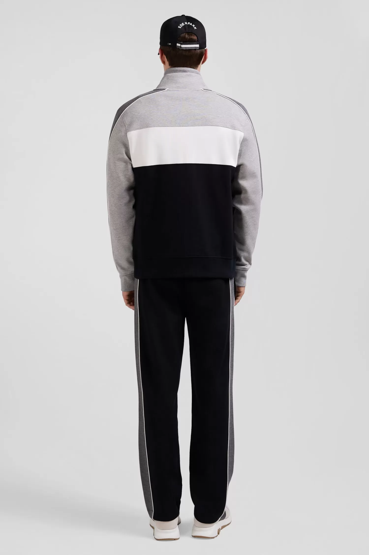 regular_black_colorblock_zipped_cotton_blend_sweatshirt_5.webp Eden Park Regular black colorblock zipped cotton blend sweatshirt< Sweatshirts