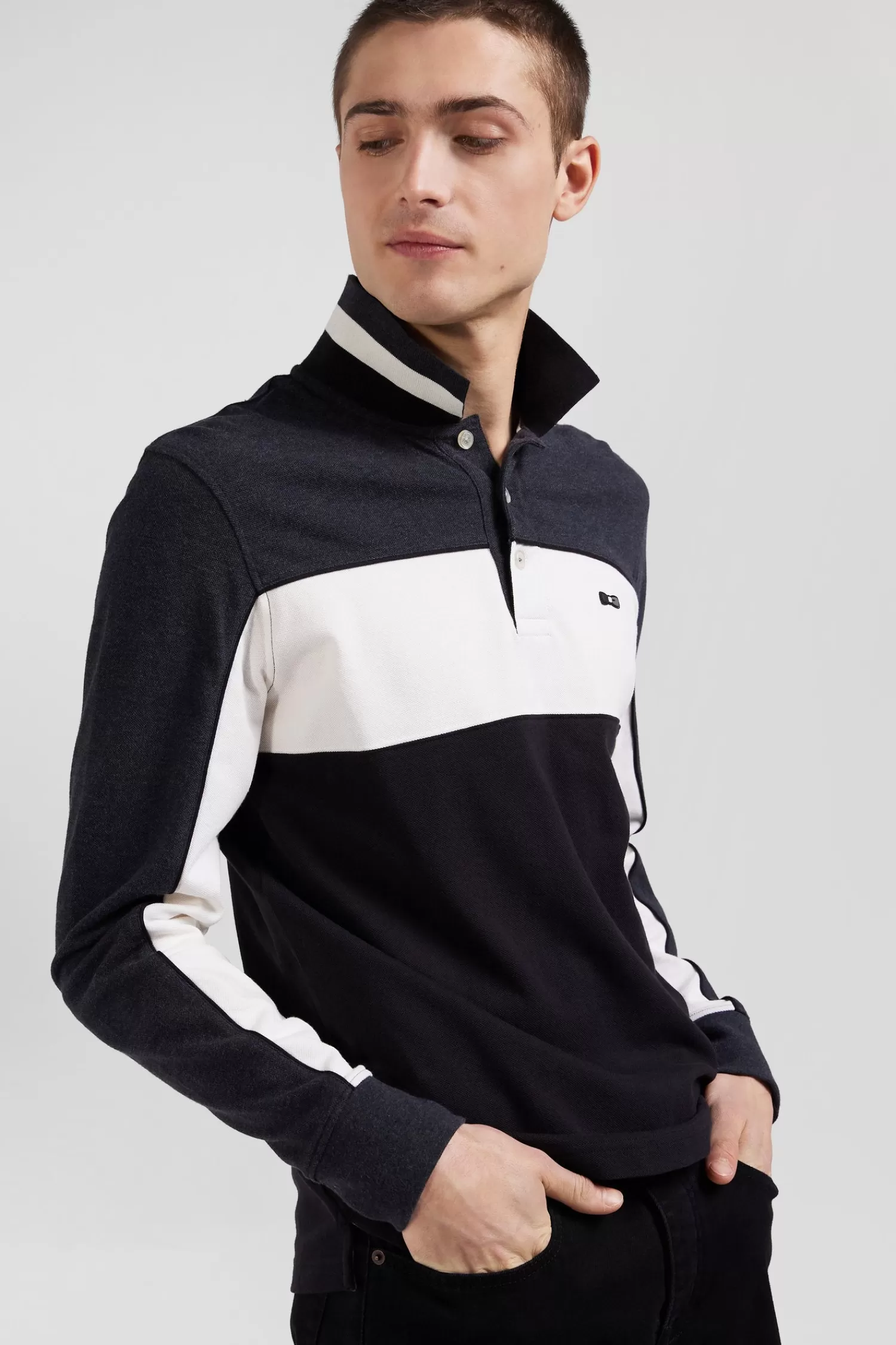 regular_black_tricolor_longsleeved_cotton_piqu_polo_shirt_2.webp Eden Park Regular black tricolor long-sleeved cotton piqué polo shirt< Polos