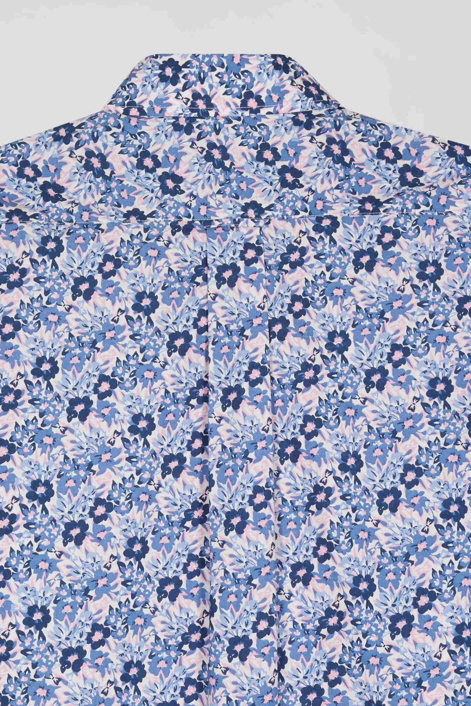 regular_blue_cotton_poplin_shirt_with_floral_print_8.webp Eden Park Regular blue cotton poplin shirt with floral print< Shirts
