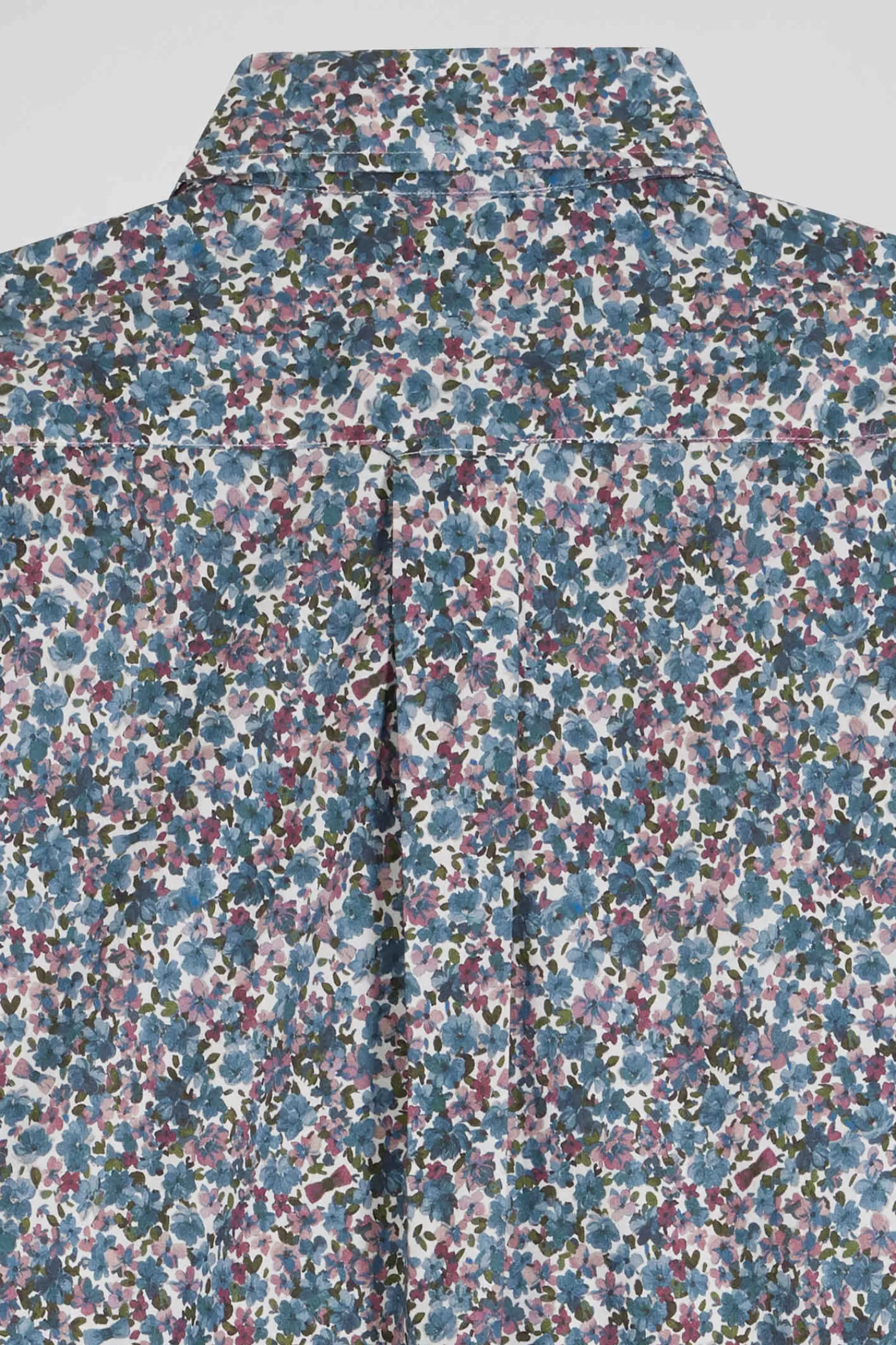 regular_blue_floral_print_cotton_poplin_shirt_8.webp Eden Park Regular blue floral print cotton poplin shirt< Shirts