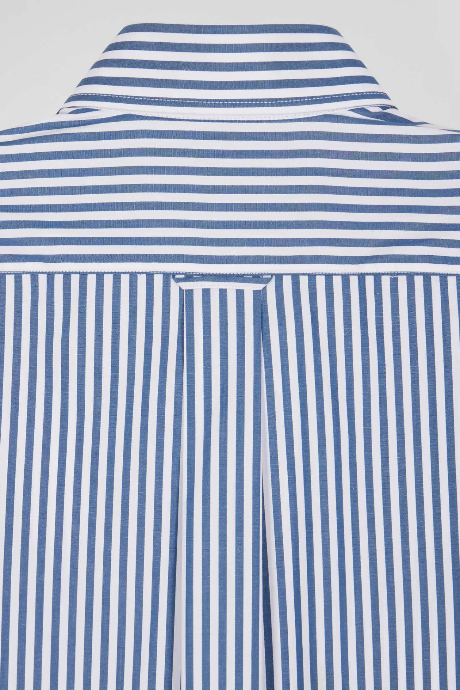 regular_blue_striped_cotton_poplin_shirt_8.webp Eden Park Regular blue striped cotton poplin shirt< Shirts