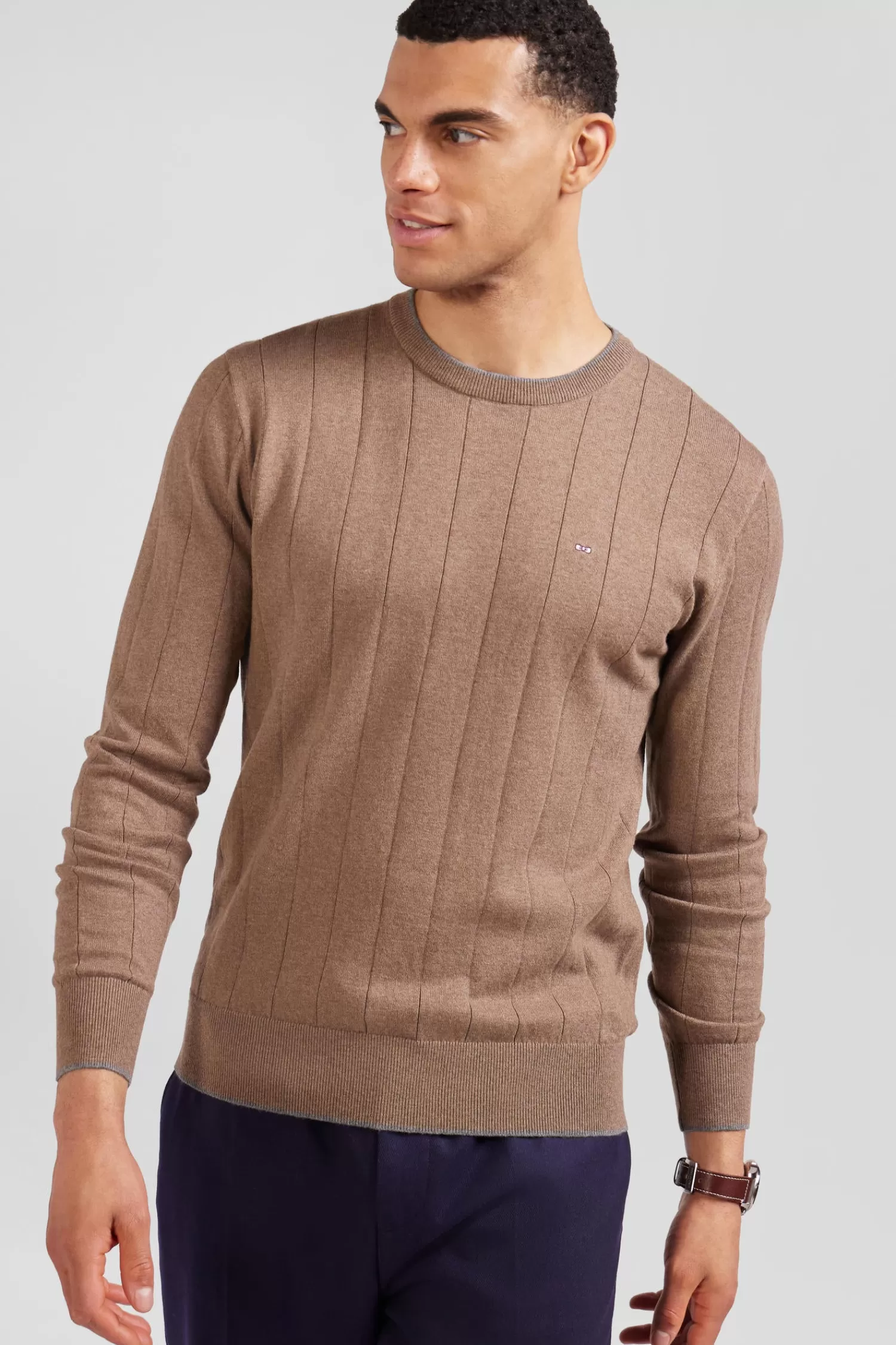 regular_brown_cotton_and_cashmere_crew_neck_jumper_2.webp Eden Park Regular brown cotton and cashmere crew neck jumper< Sweaters