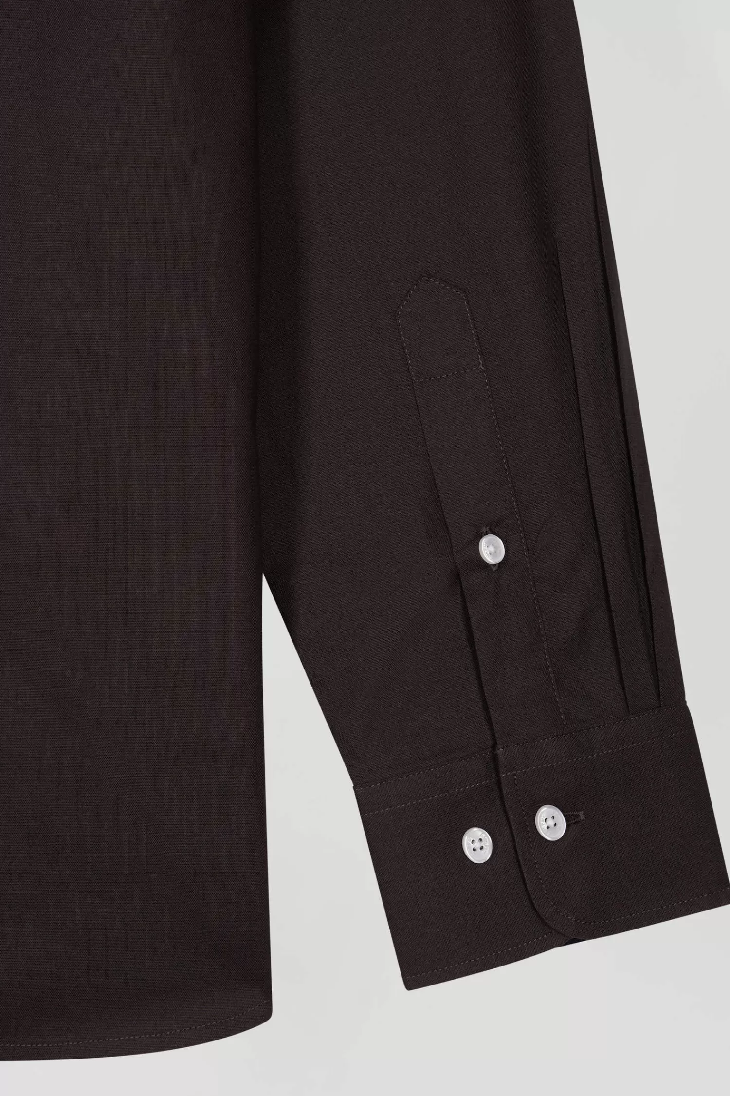 regular_brown_oxford_cotton_shirt_with_striped_bow_tie_detail_7.webp Eden Park Regular brown oxford cotton shirt with striped bow tie detail< Shirts