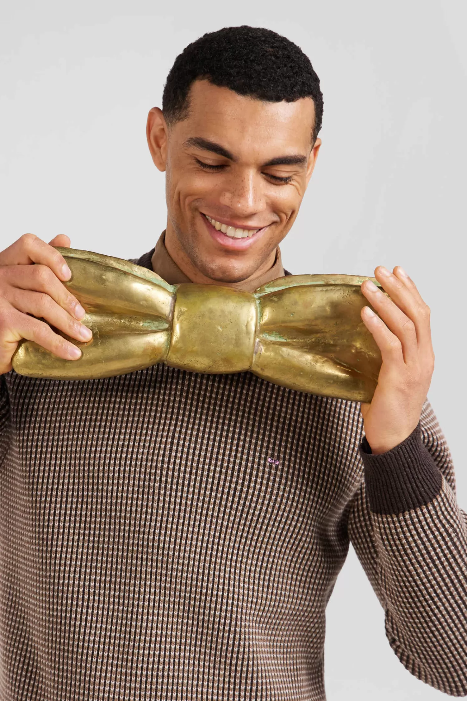 regular_brown_wool_and_cotton_crew_neck_jumper_2.webp Eden Park Regular brown wool and cotton crew neck jumper< Sweaters