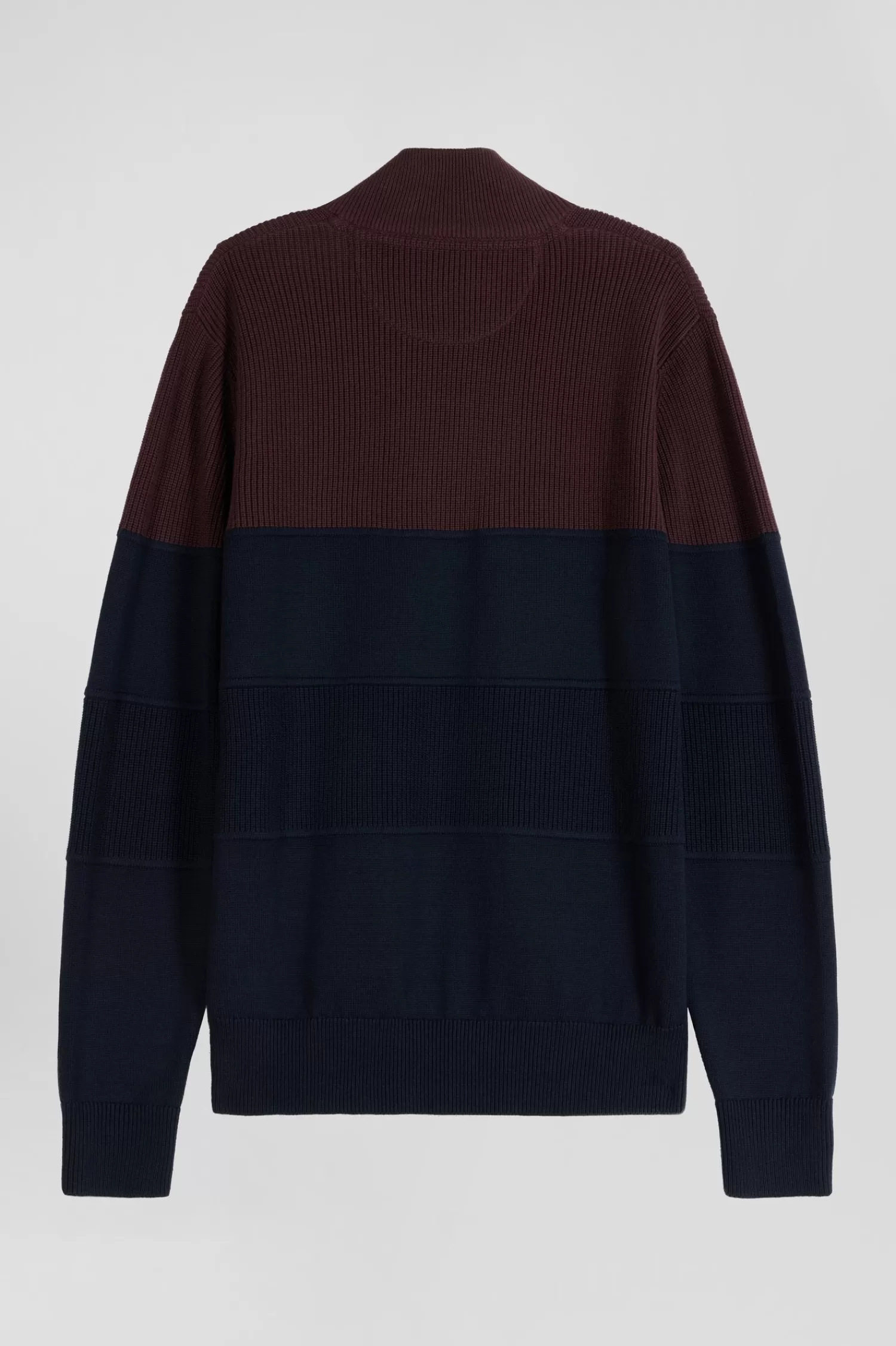 regular_burgundy_cotton_semizipped_jumper_with_knit_patterns_3.webp Eden Park Regular burgundy cotton semi-zipped jumper with knit patterns< Sweaters