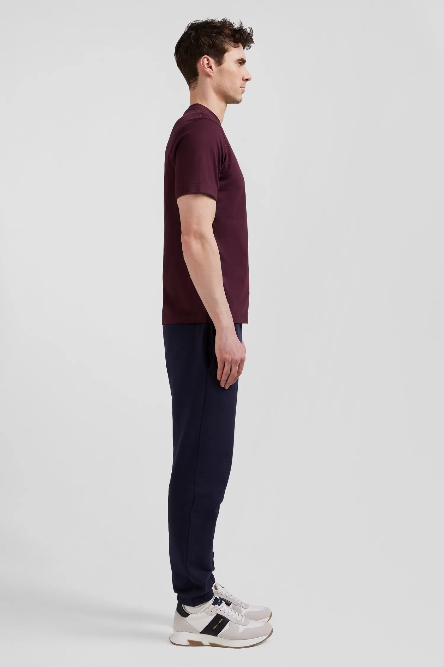 Eden Park Regular burgundy short-sleeved cotton T-shirt with tie patchwork emblem< T-shirts