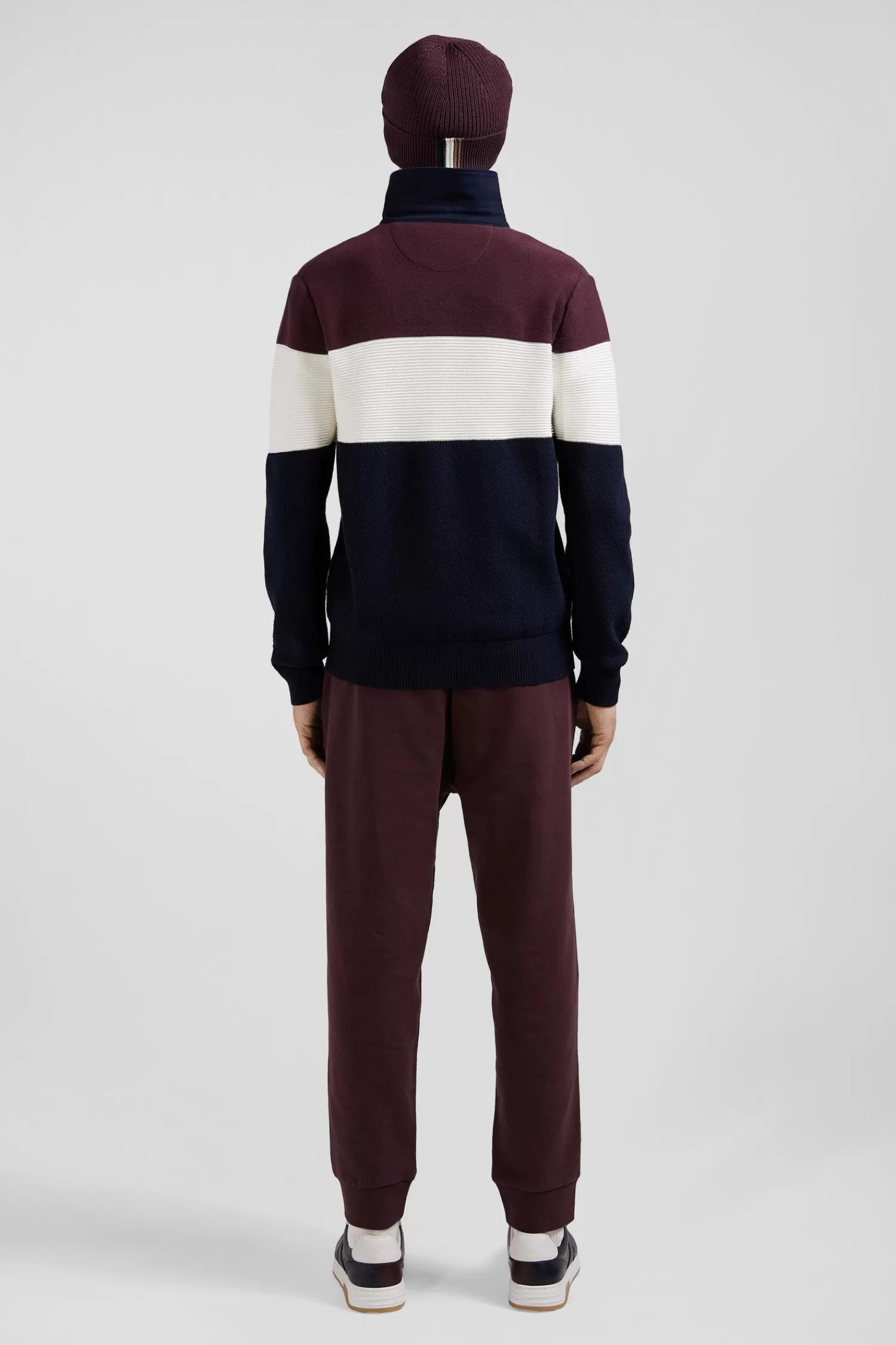 regular_burgundy_wool_and_cotton_jumper_with_knit_patterns_and_rugby_shirt_collar_5.webp Eden Park Regular burgundy wool and cotton jumper with knit patterns and rugby shirt collar< Sweaters
