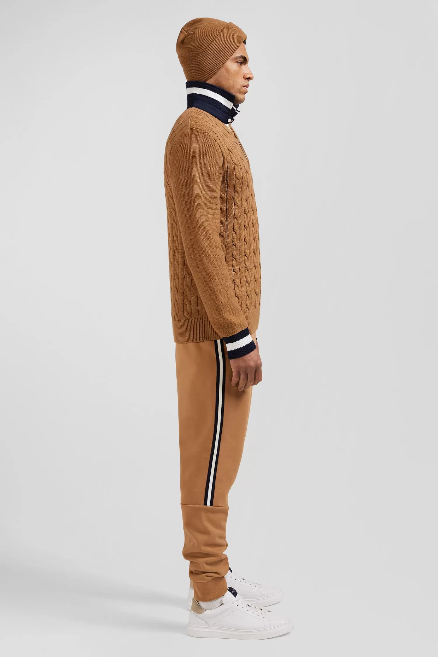 regular_camel_cotton_jumper_with_rugby_shirt_collar_4.webp Eden Park Regular camel cotton jumper with rugby shirt collar< Sweaters