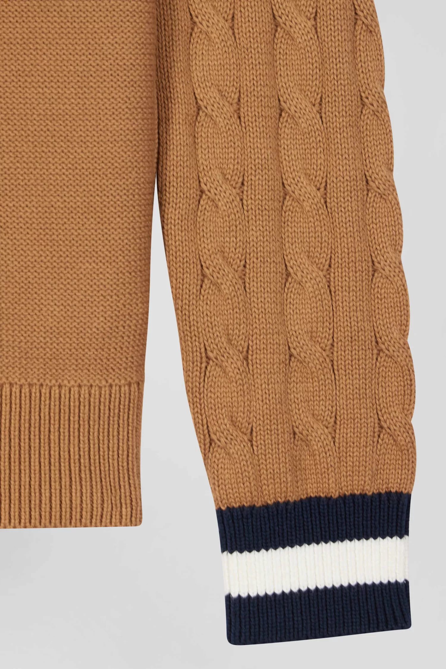 regular_camel_cotton_jumper_with_rugby_shirt_collar_7.webp Eden Park Regular camel cotton jumper with rugby shirt collar< Sweaters