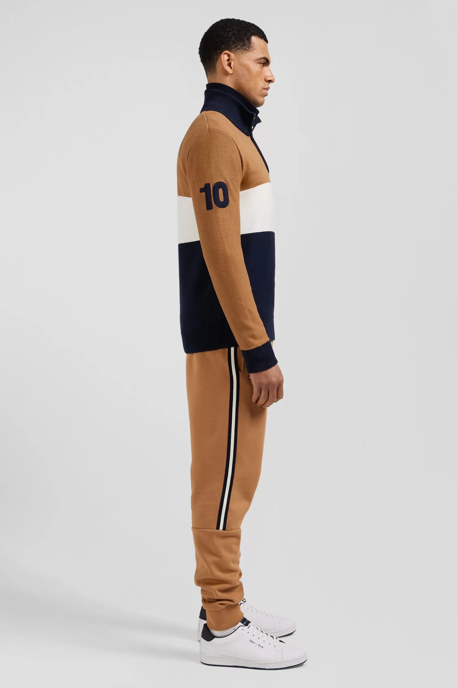 regular_camel_embroidered_semizipped_colorblock_cotton_jumper_4.webp Eden Park Regular camel embroidered semi-zipped colorblock cotton jumper< Sweaters