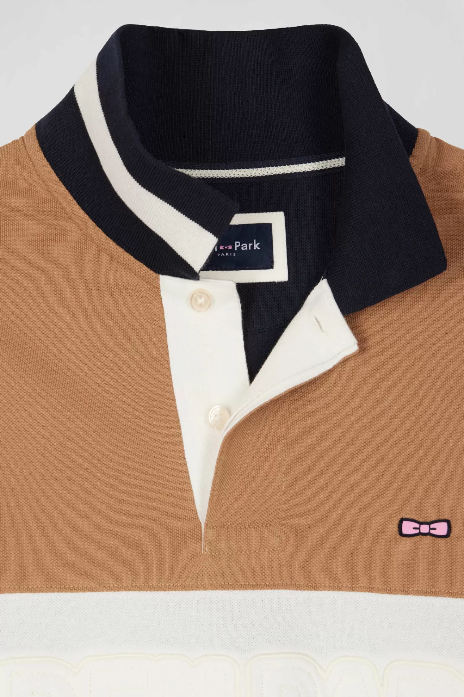 Eden Park Regular camel long-sleeved cotton piqué polo shirt with padded embroidery< Polos