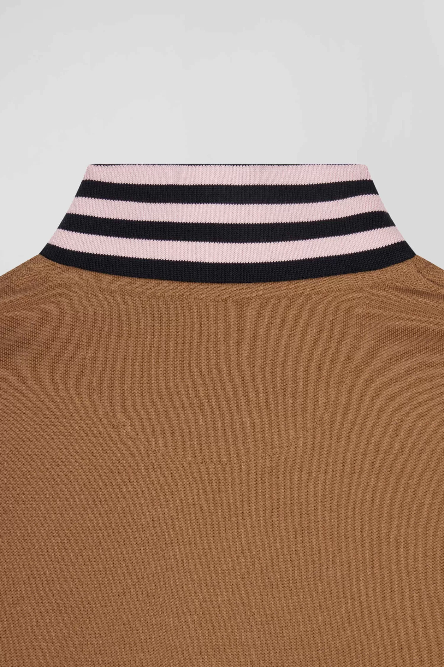 Eden Park Regular camel long-sleeved cotton piqué polo shirt with striped collar< Polos