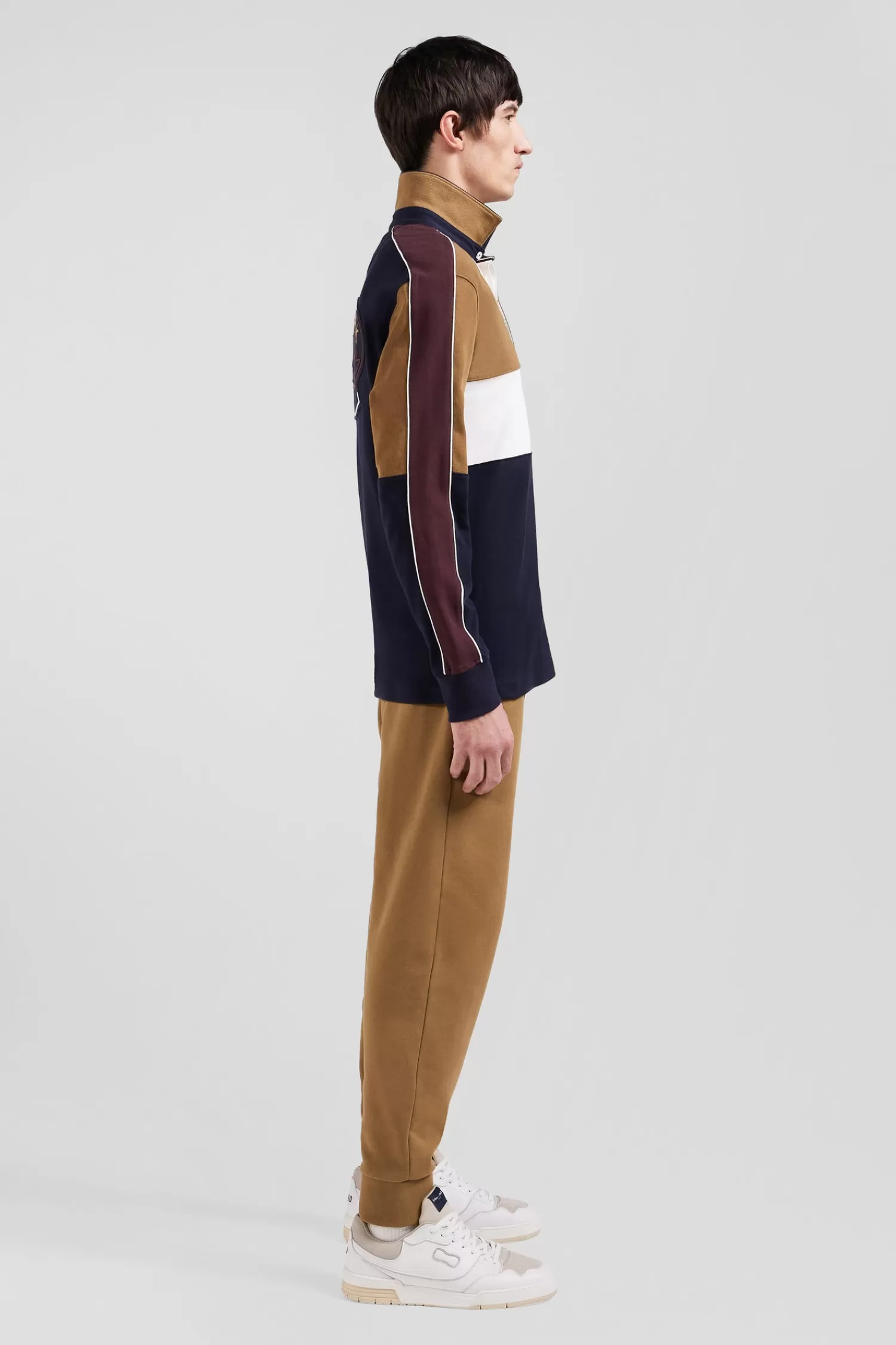 regular_camel_longsleeved_cotton_rugby_shirt_with_back_embroidery_and_piping_4.webp Eden Park Regular camel long-sleeved cotton rugby shirt with back embroidery and piping< Rugby Shirts