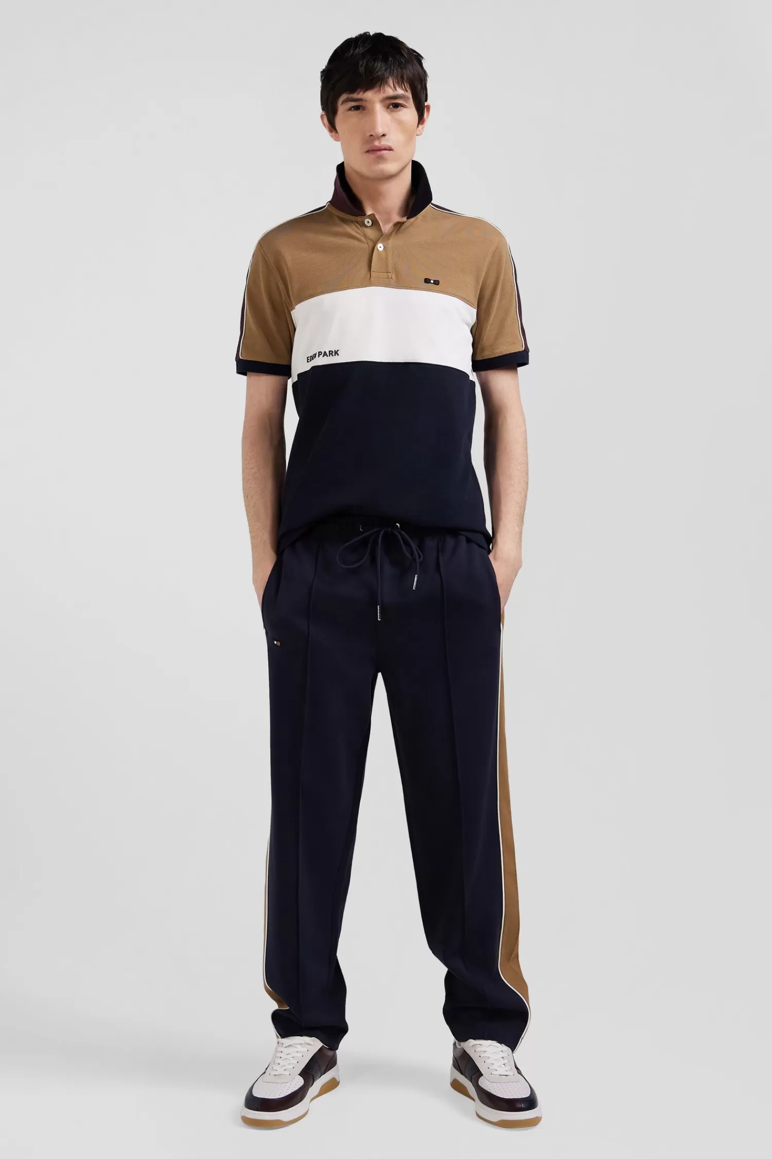 Eden Park Regular camel mixed cotton jogging bottoms with leg piping< Pants