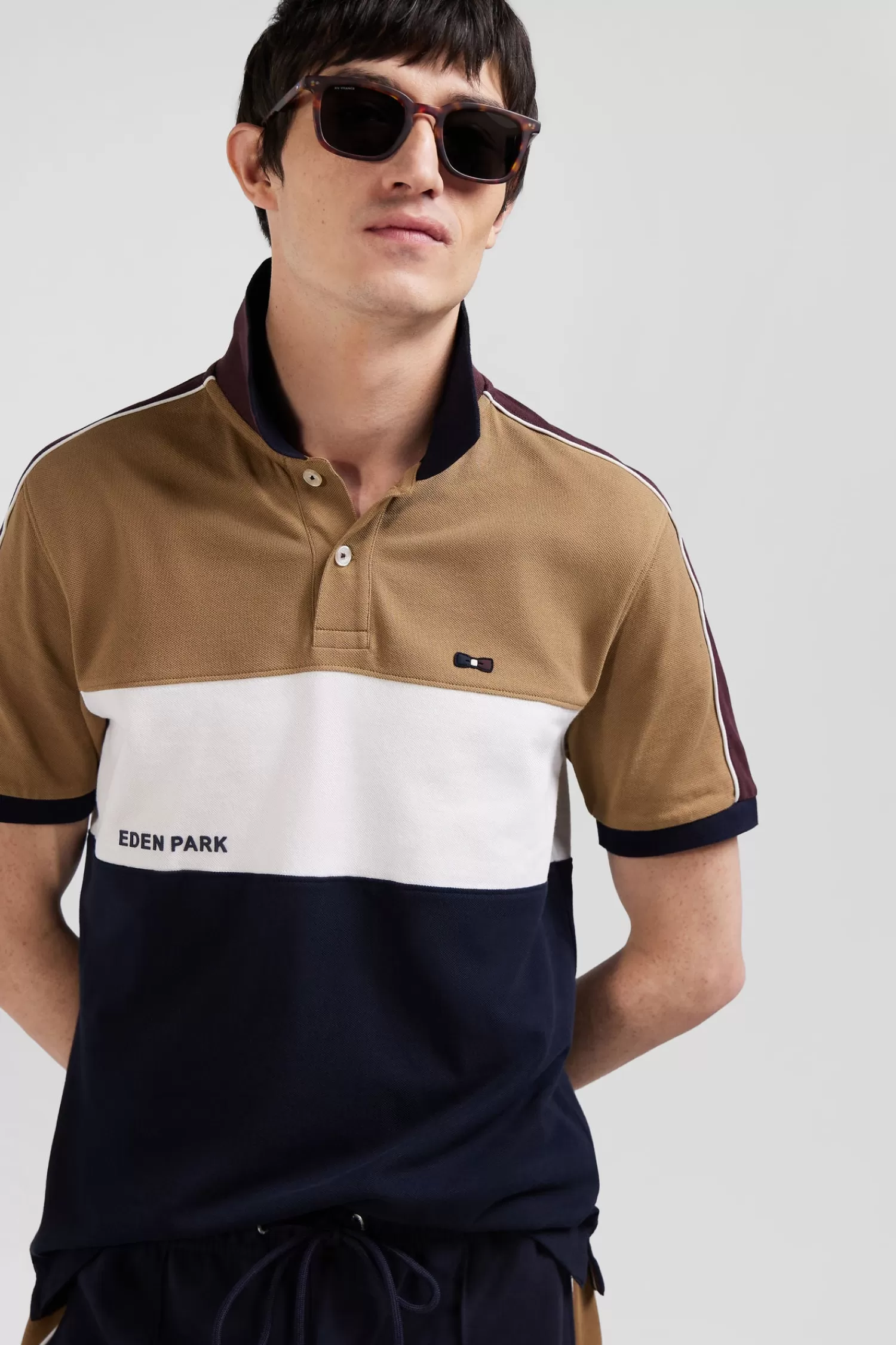Eden Park Regular camel tricolor short-sleeved cotton piqué polo shirt with lettering< Polos