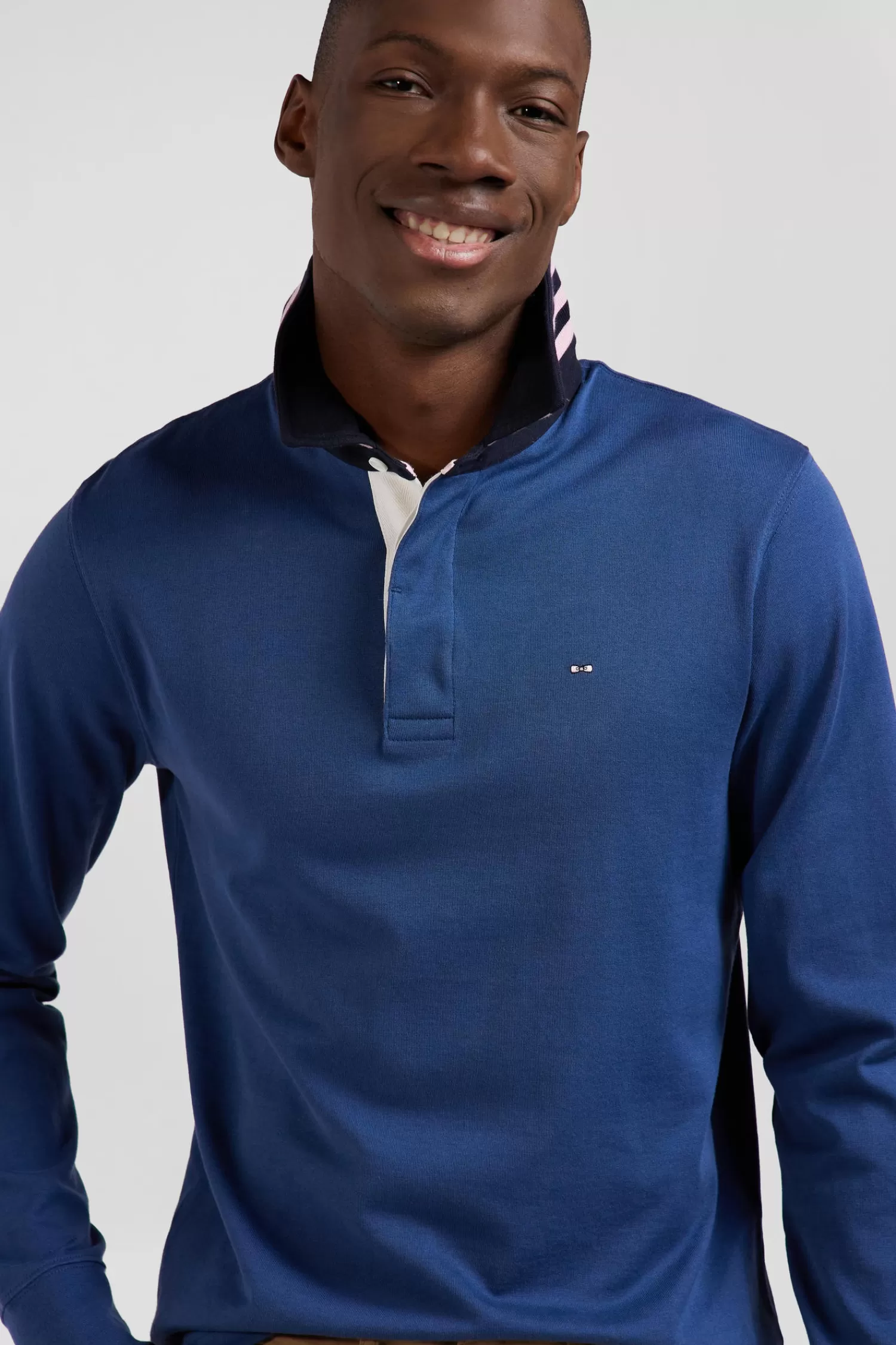 regular_dark_blue_longsleeved_pima_cotton_rugby_shirt_2-1.webp Eden Park Regular dark blue long-sleeved Pima cotton rugby shirt< Rugby Shirts