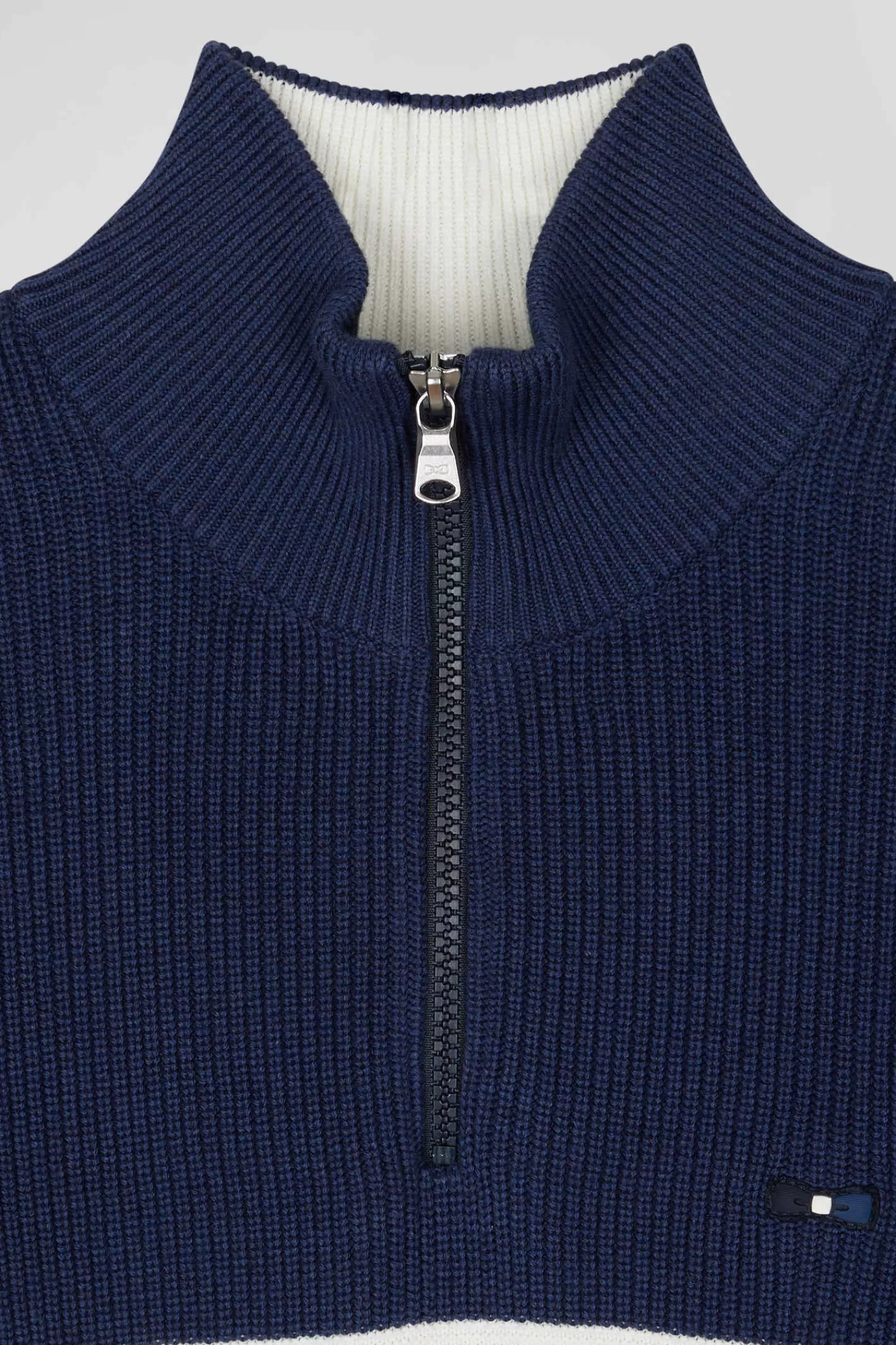 regular_dark_blue_semizipped_cotton_jumper_with_knit_patterns_6.webp Eden Park Regular dark blue semi-zipped cotton jumper with knit patterns< Sweaters