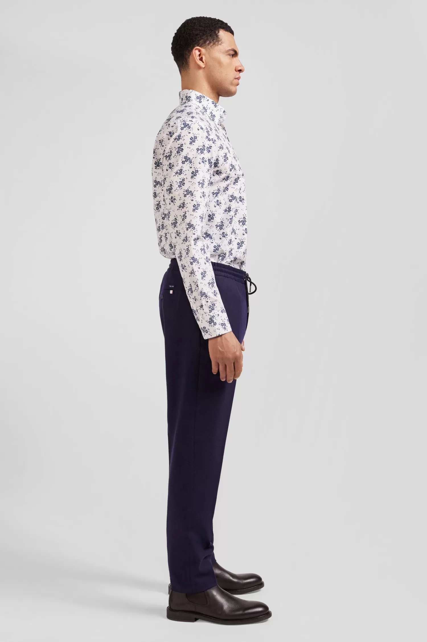 Eden Park Regular ecru cotton poplin shirt with navy floral print< Shirts