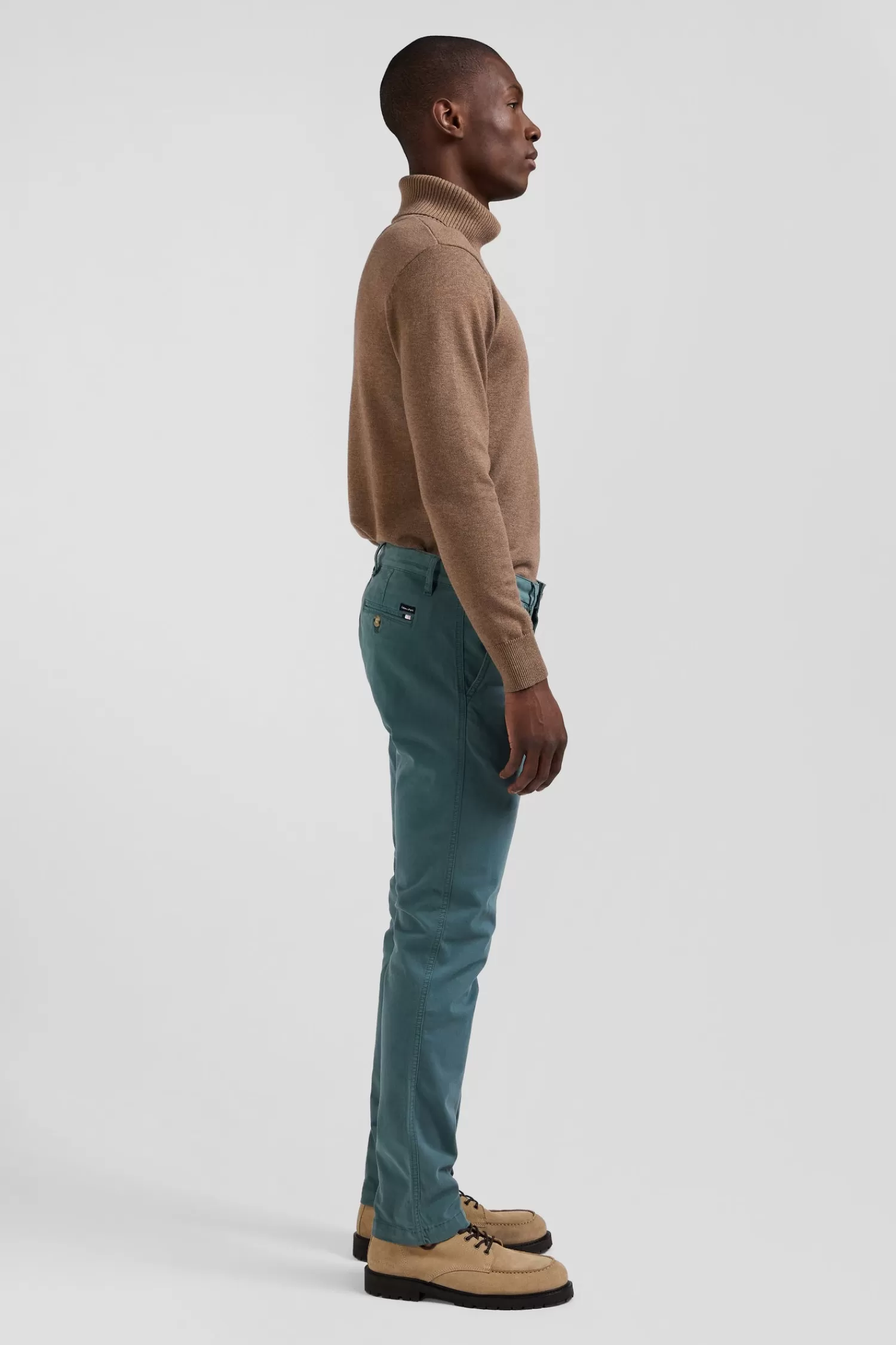 regular_green_chino_trousers_in_stretch_cotton_gabardine_4.webp Eden Park Regular green chino trousers in stretch cotton gabardine< Pants