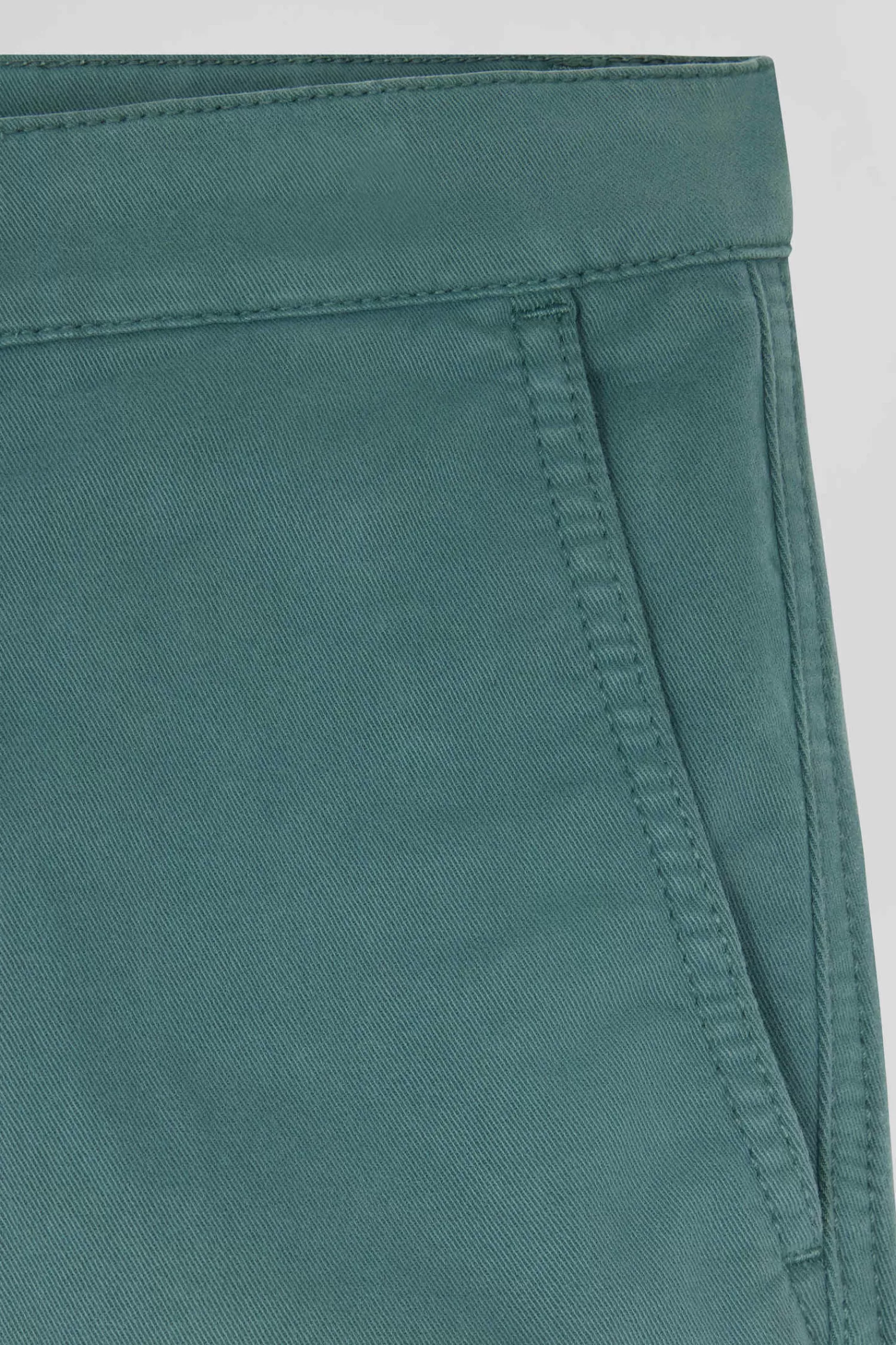 regular_green_chino_trousers_in_stretch_cotton_gabardine_7.webp Eden Park Regular green chino trousers in stretch cotton gabardine< Pants