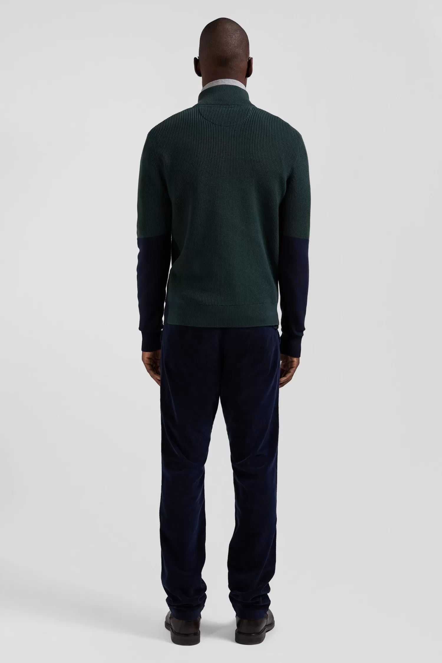 regular_green_semizipped_cotton_jumper_with_knit_patterns_5.webp Eden Park Regular green semi-zipped cotton jumper with knit patterns< Sweaters