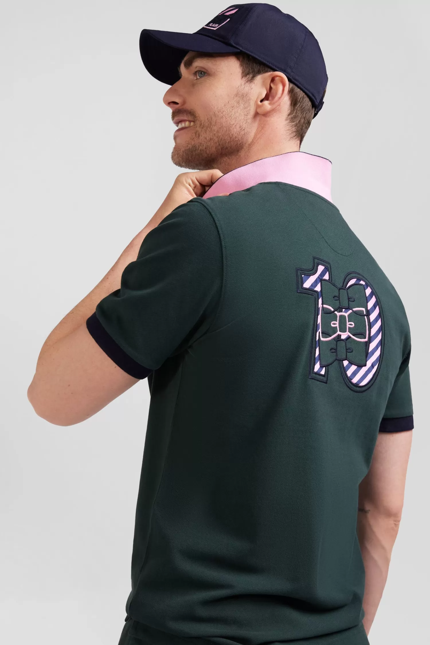 Eden Park Regular green short-sleeved cotton piqué polo shirt with striped embroidery< Polos