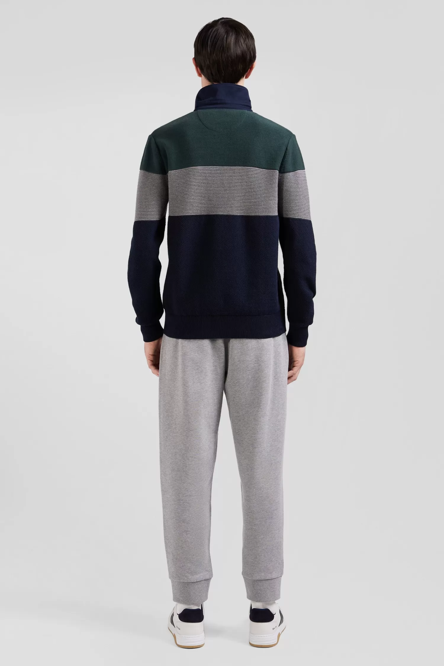 regular_green_wool_and_cotton_jumper_with_knit_patterns_and_rugby_shirt_collar_5.webp Eden Park Regular green wool and cotton jumper with knit patterns and rugby shirt collar< Sweaters