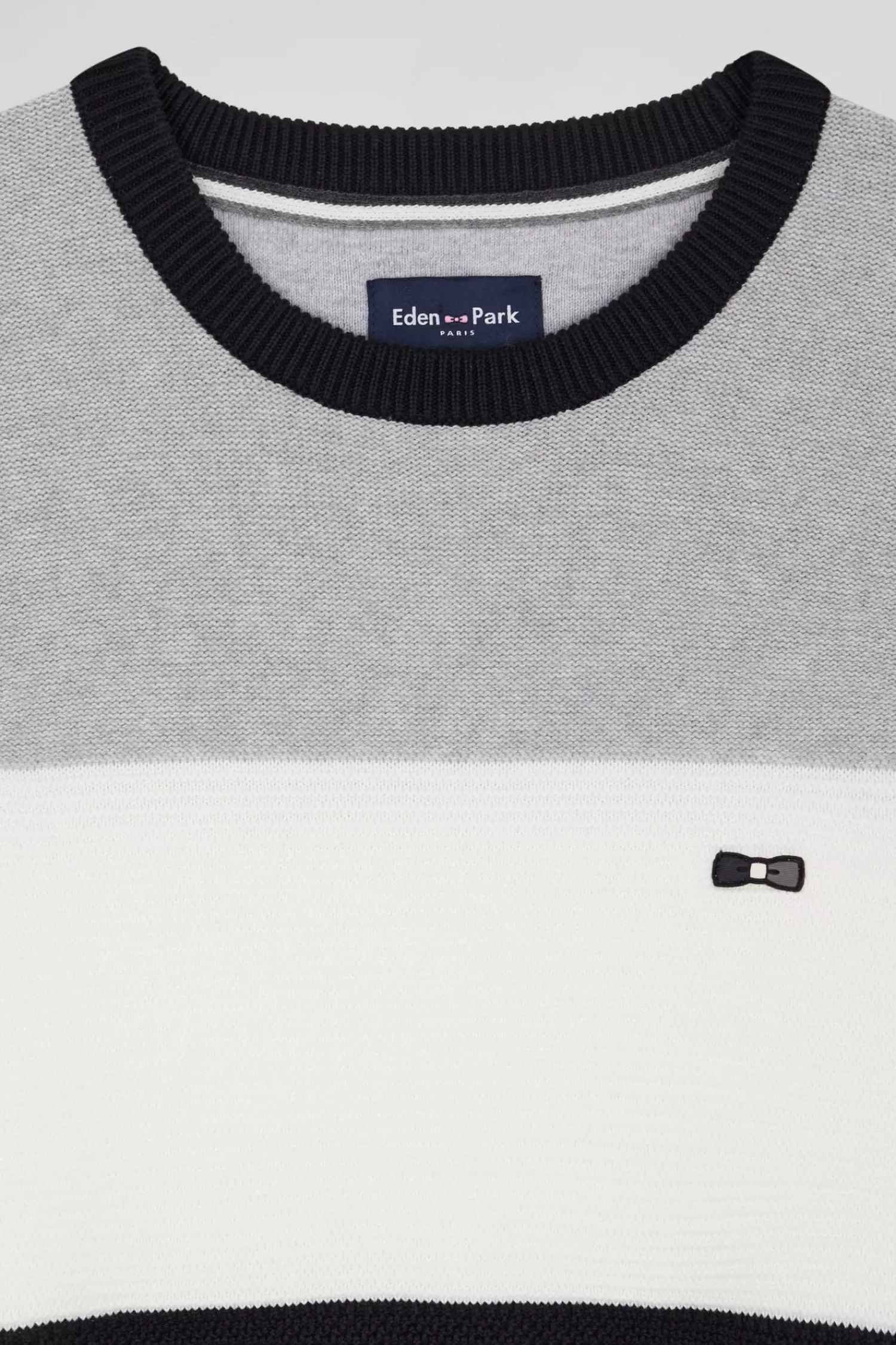 regular_grey_and_white_cotton_crew_neck_jumper_with_knit_patterns_6.webp Eden Park Regular grey and white cotton crew neck jumper with knit patterns< Sweaters