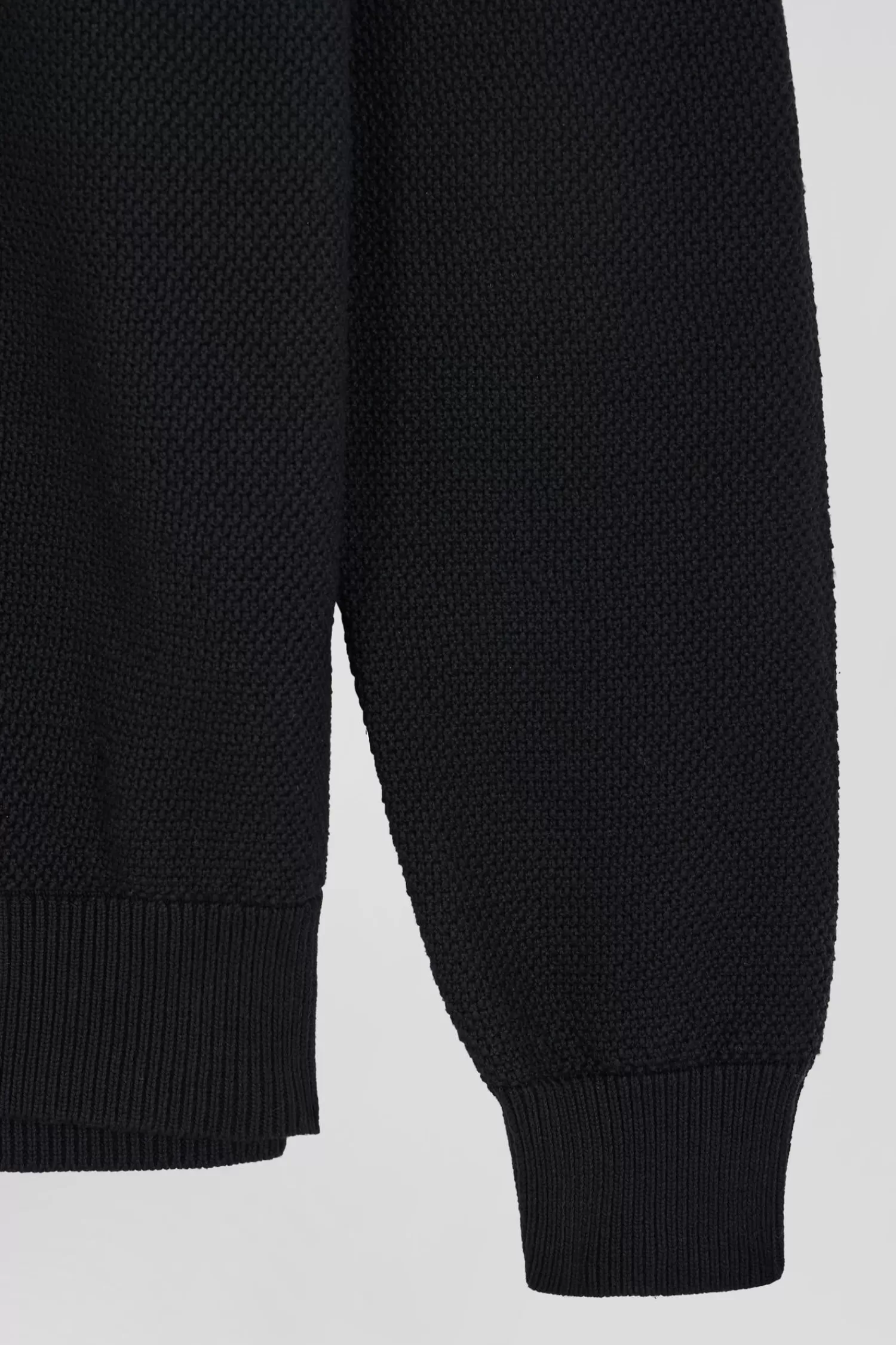 regular_grey_and_white_cotton_crew_neck_jumper_with_knit_patterns_7.webp Eden Park Regular grey and white cotton crew neck jumper with knit patterns< Sweaters