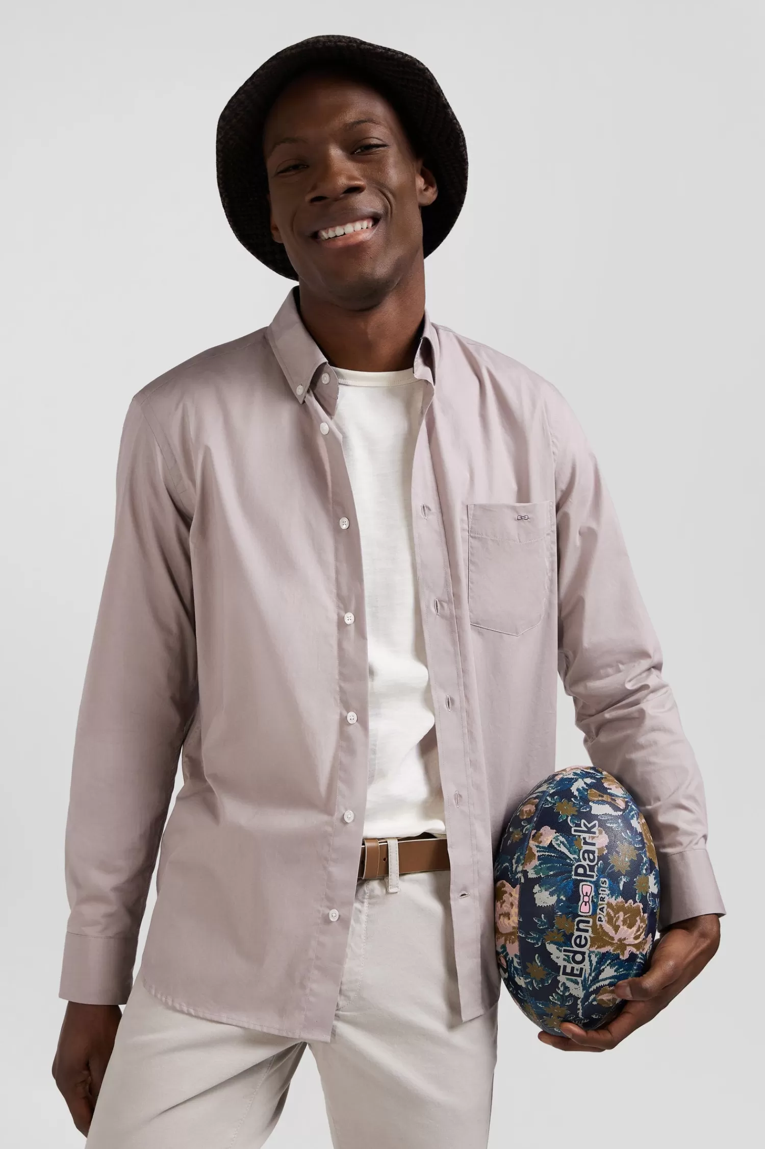 regular_grey_cotton_poplin_shirt_with_buttondown_collar_and_printed_elbow_patches_2.webp Eden Park Regular grey cotton poplin shirt with button-down collar and printed elbow patches< Shirts
