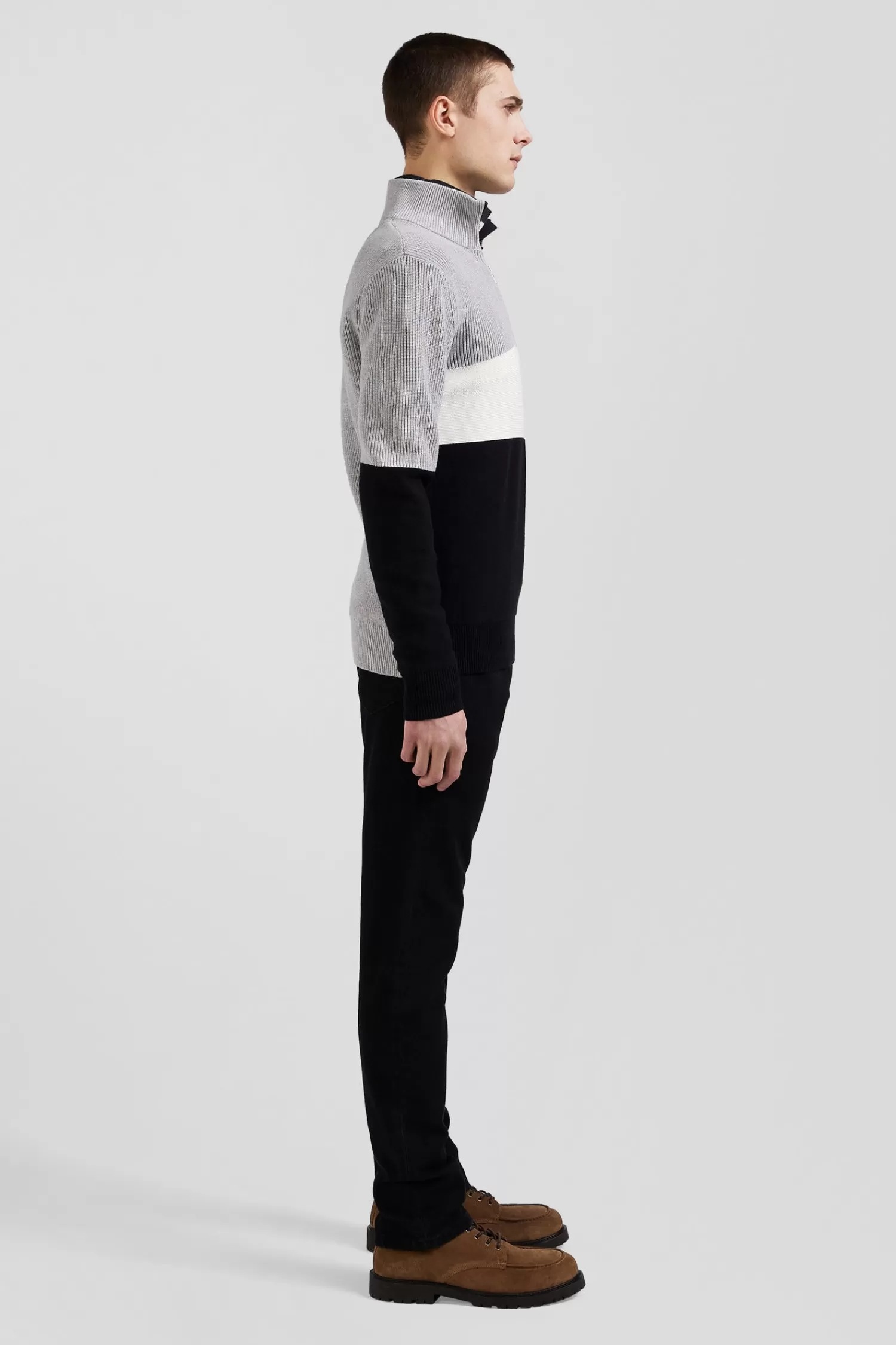 regular_grey_semizipped_cotton_jumper_with_knit_patterns_4.webp Eden Park Regular grey semi-zipped cotton jumper with knit patterns< Sweaters