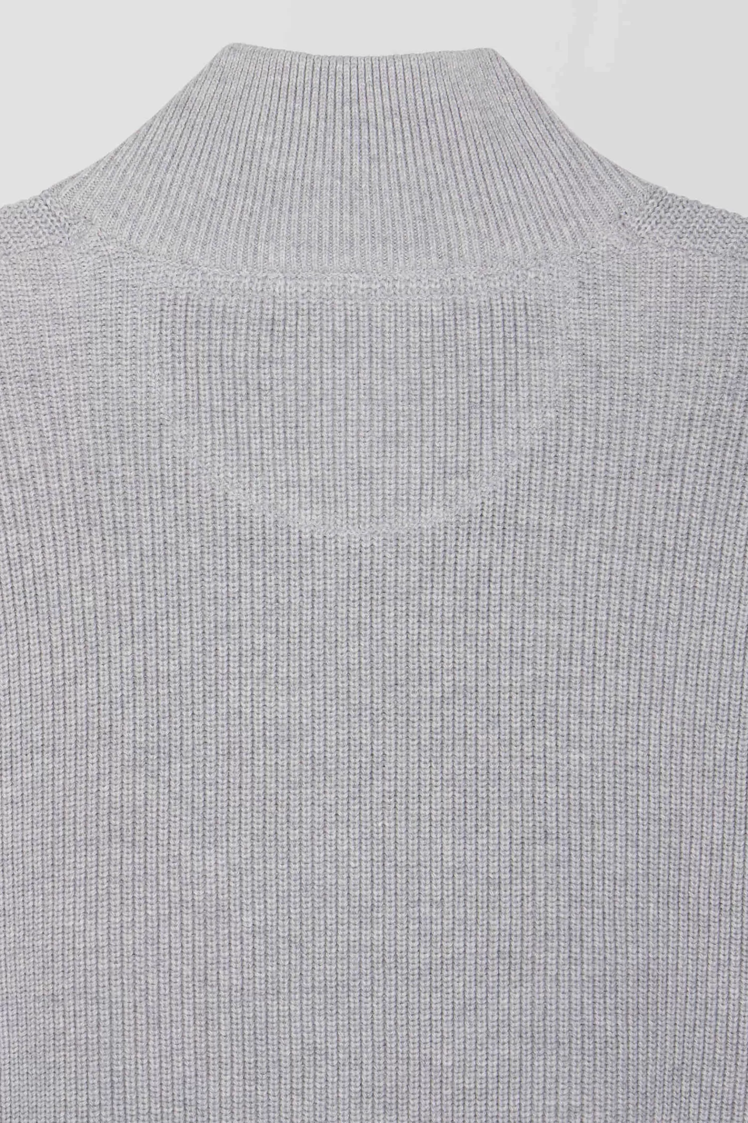 regular_grey_semizipped_cotton_jumper_with_knit_patterns_8.webp Eden Park Regular grey semi-zipped cotton jumper with knit patterns< Sweaters