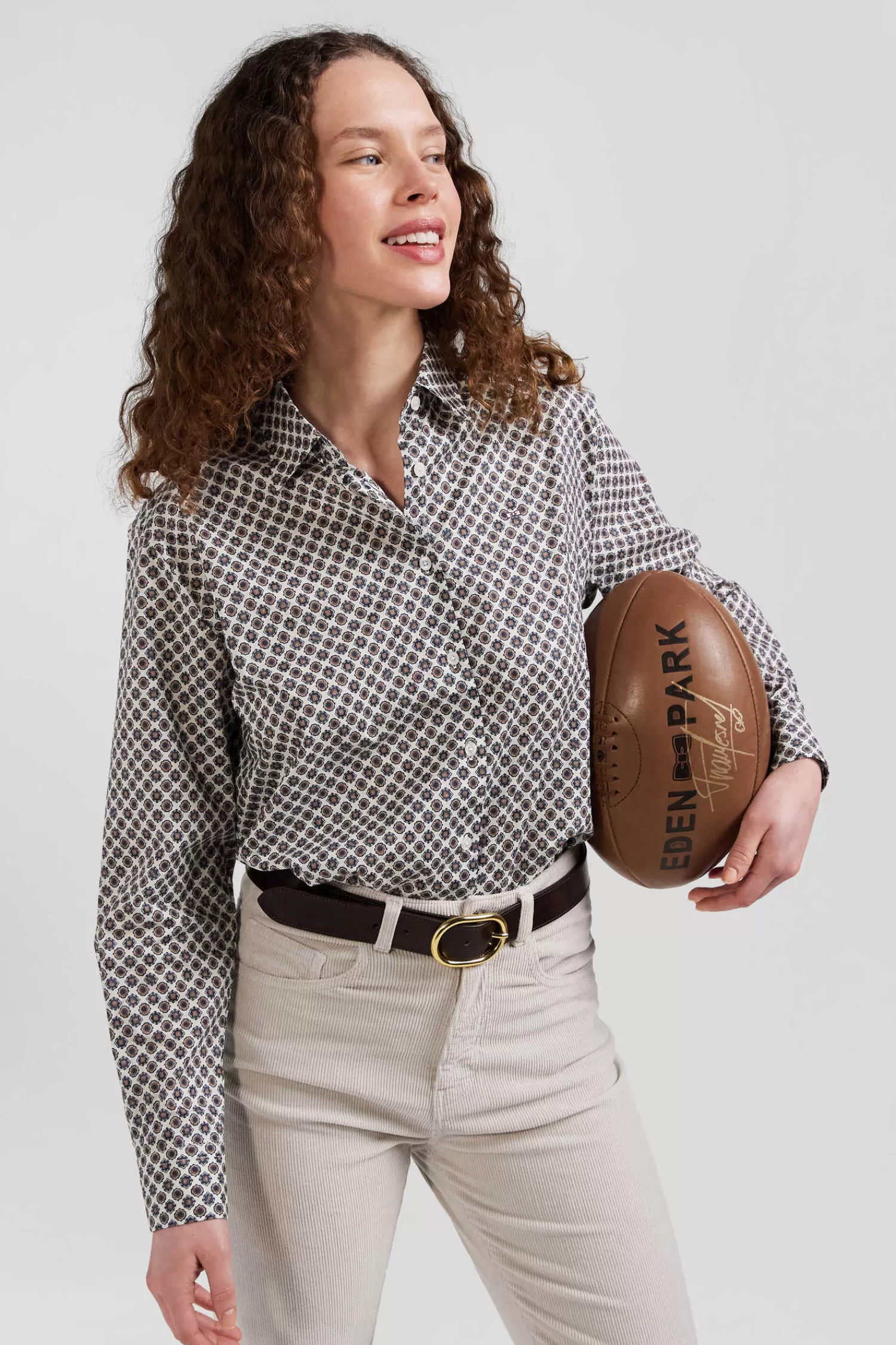 regular_ivory_graphic_microprint_cotton_shirt_2.webp Eden Park Regular ivory graphic microprint cotton shirt<Women Shirts | Shirts