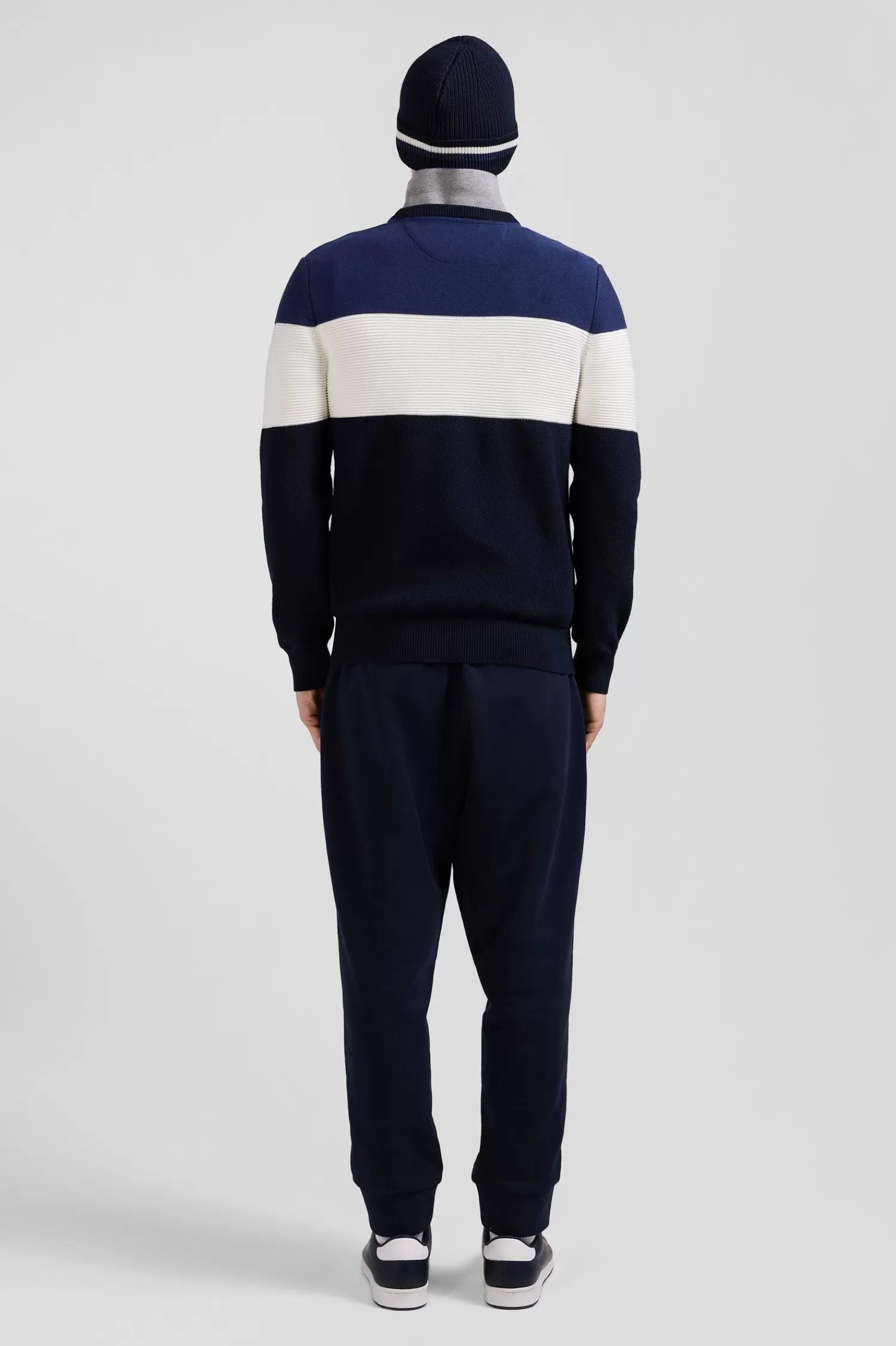 regular_navy_and_blue_cotton_crew_neck_jumper_with_knit_patterns_5.webp Eden Park Regular navy and blue cotton crew neck jumper with knit patterns< Sweaters