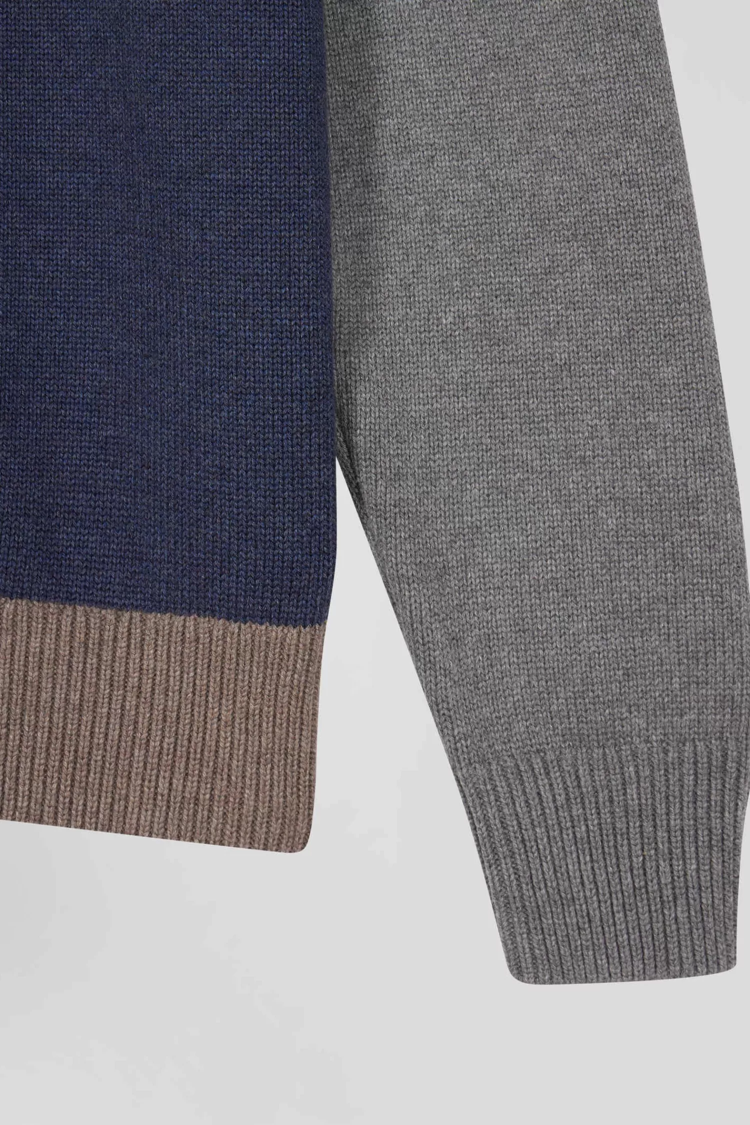 regular_navy_and_brown_colourblock_cotton_crew_neck_jumper_7.webp Eden Park Regular navy and brown colourblock cotton crew neck jumper< Sweaters