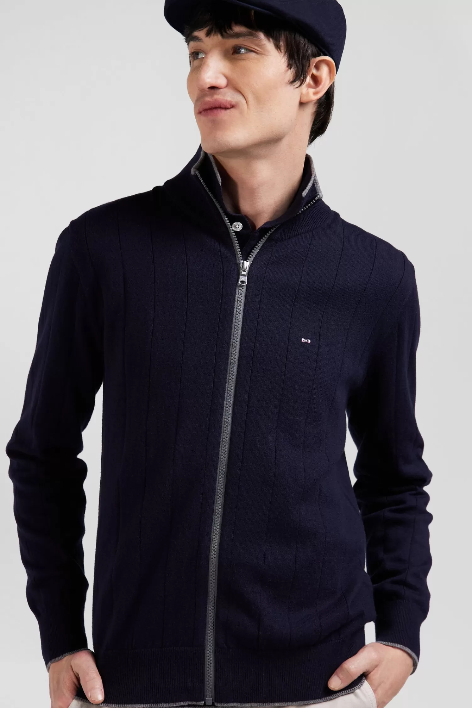 Eden Park Regular navy blue cotton and cashmere zipped cardigan with vertical stripes< Cardigans