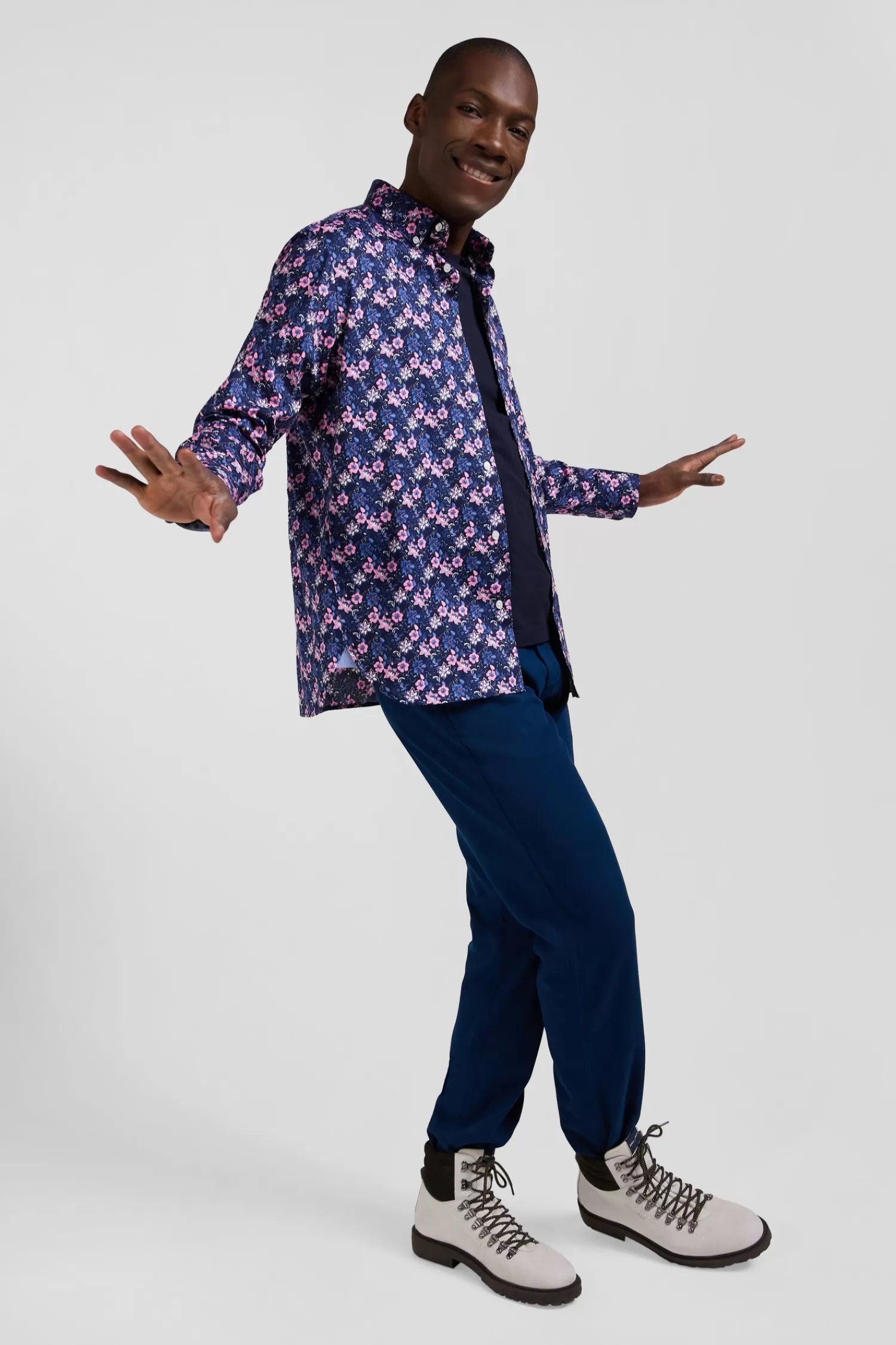 Eden Park Regular navy blue cotton twill shirt with pink floral print< Shirts