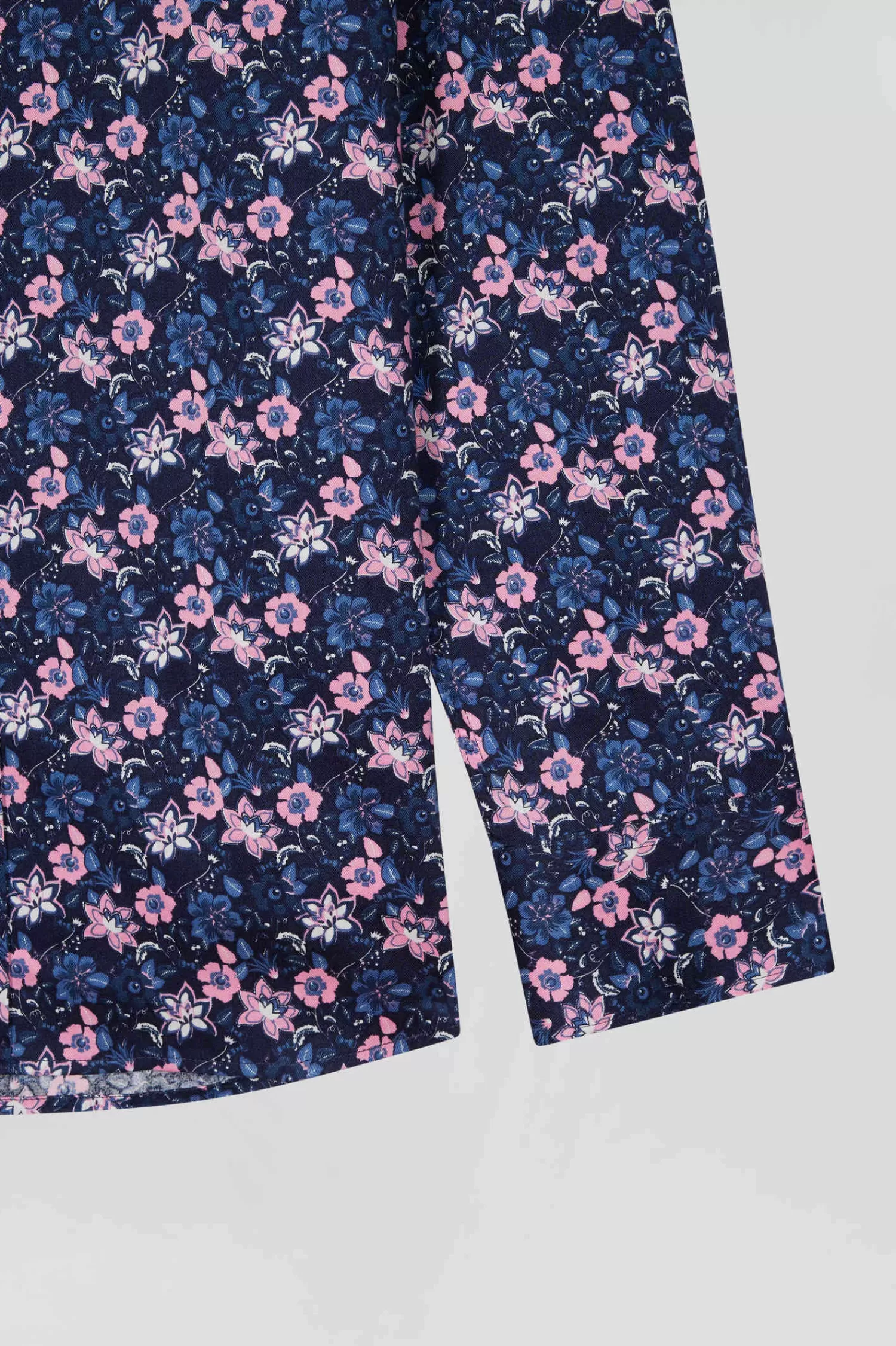 Eden Park Regular navy blue cotton twill shirt with pink floral print< Shirts