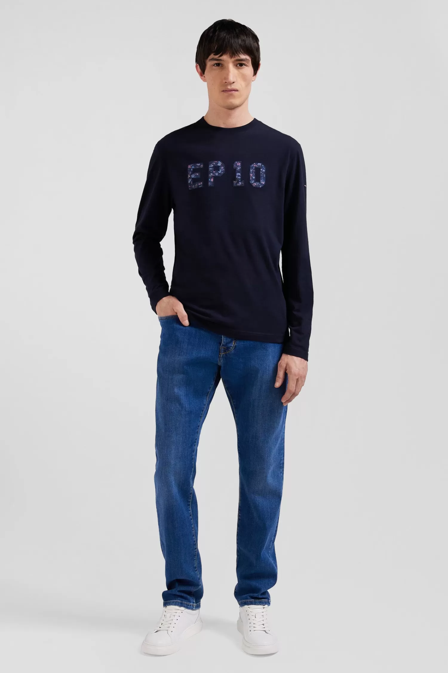 Eden Park Regular navy blue long-sleeved cotton T-shirt with printed back patch< T-shirts