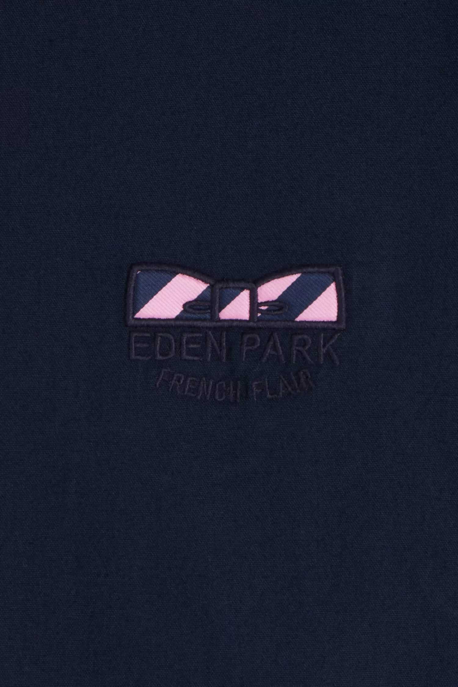 regular_navy_blue_oxford_cotton_shirt_with_striped_bow_tie_detail_7.webp Eden Park Regular navy blue oxford cotton shirt with striped bow tie detail< Shirts