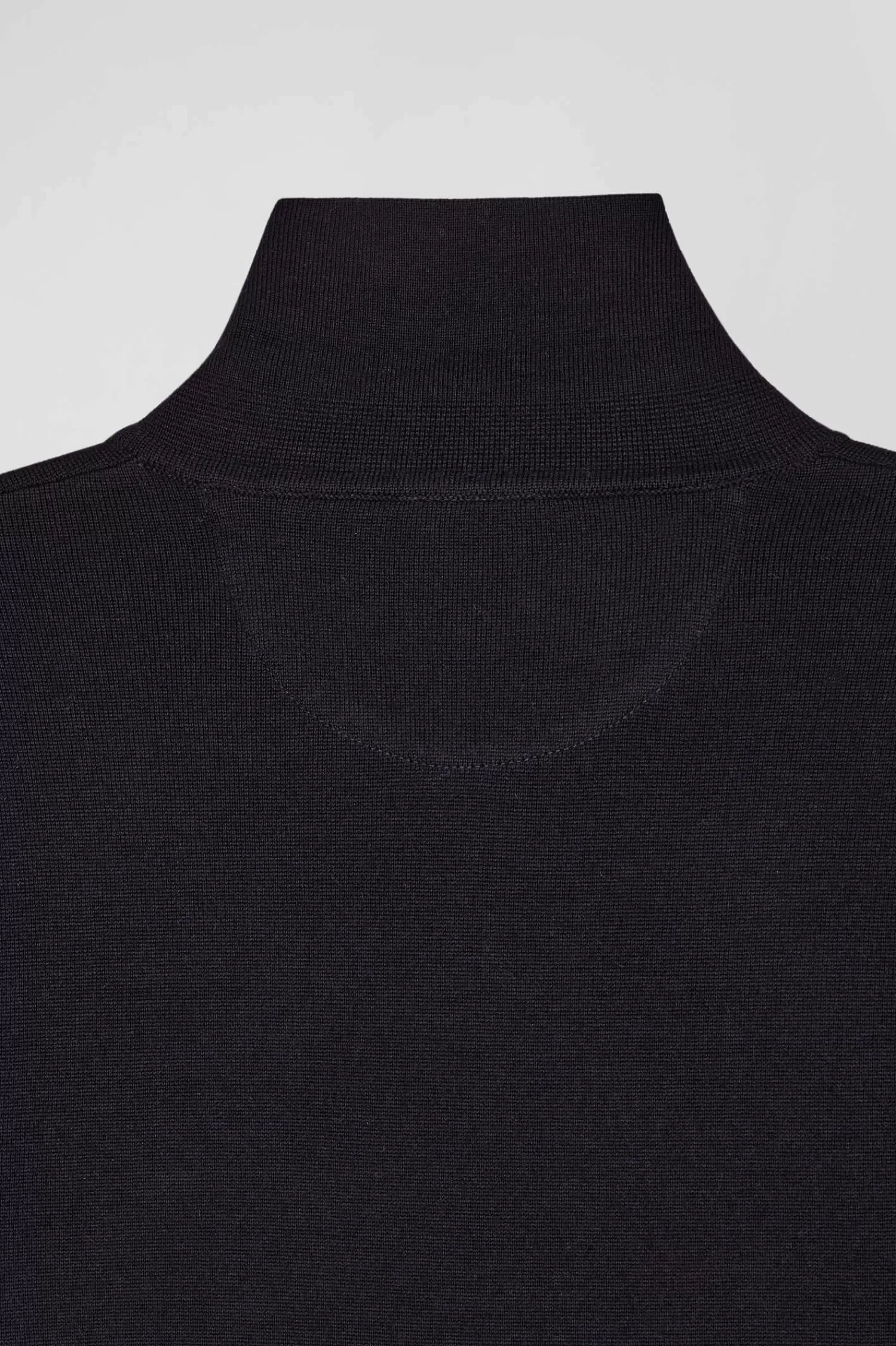 regular_navy_blue_wool_jersey_jumper_with_rugby_shirt_collar_8.webp Eden Park Regular navy blue wool jersey jumper with rugby shirt collar< Sweaters