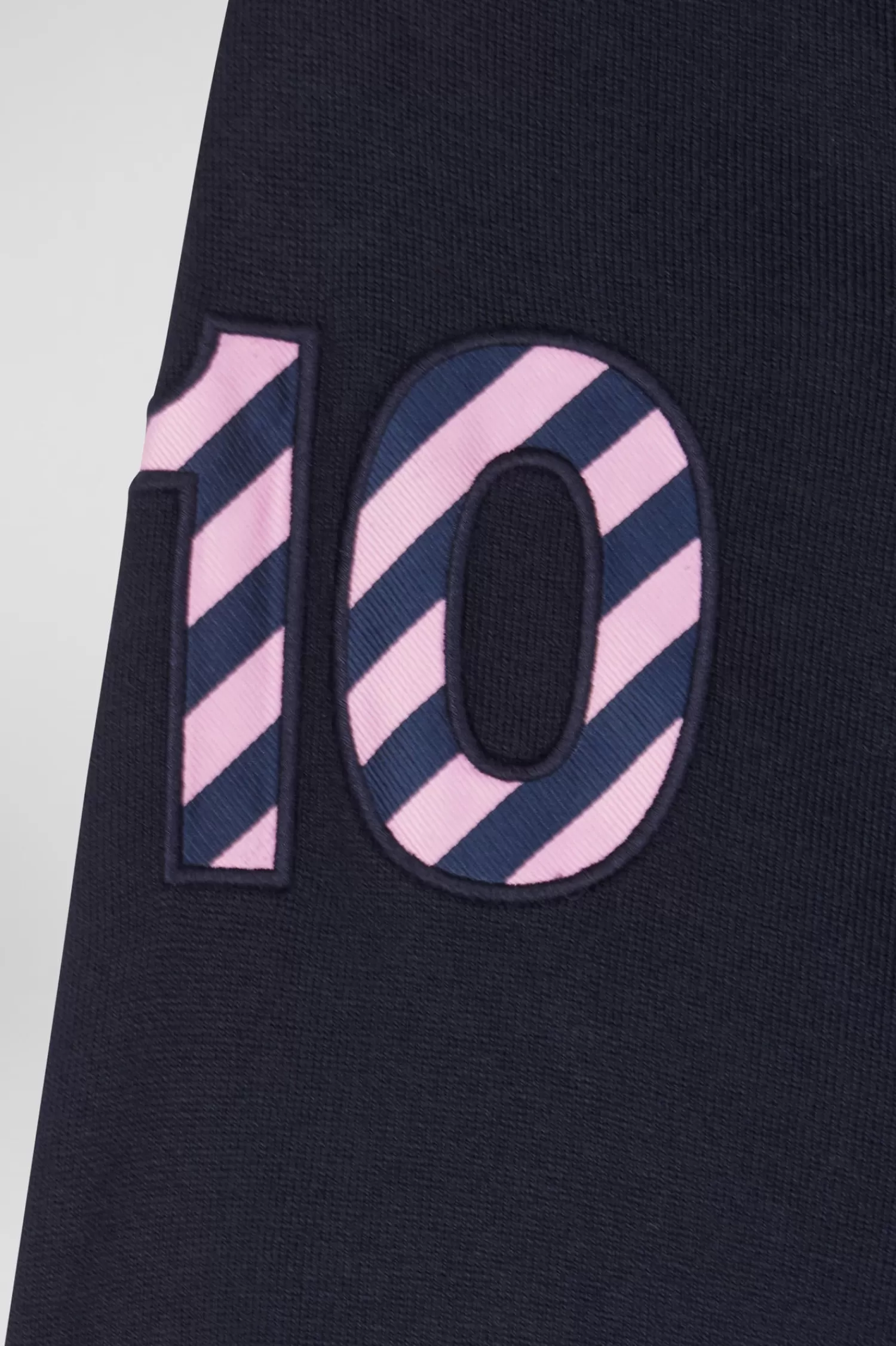 regular_navy_longsleeved_cotton_rugby_shirt_with_sleeve_n_embroidery_8.webp Eden Park Regular navy long-sleeved cotton rugby shirt with sleeve N°10 embroidery< Rugby Shirts