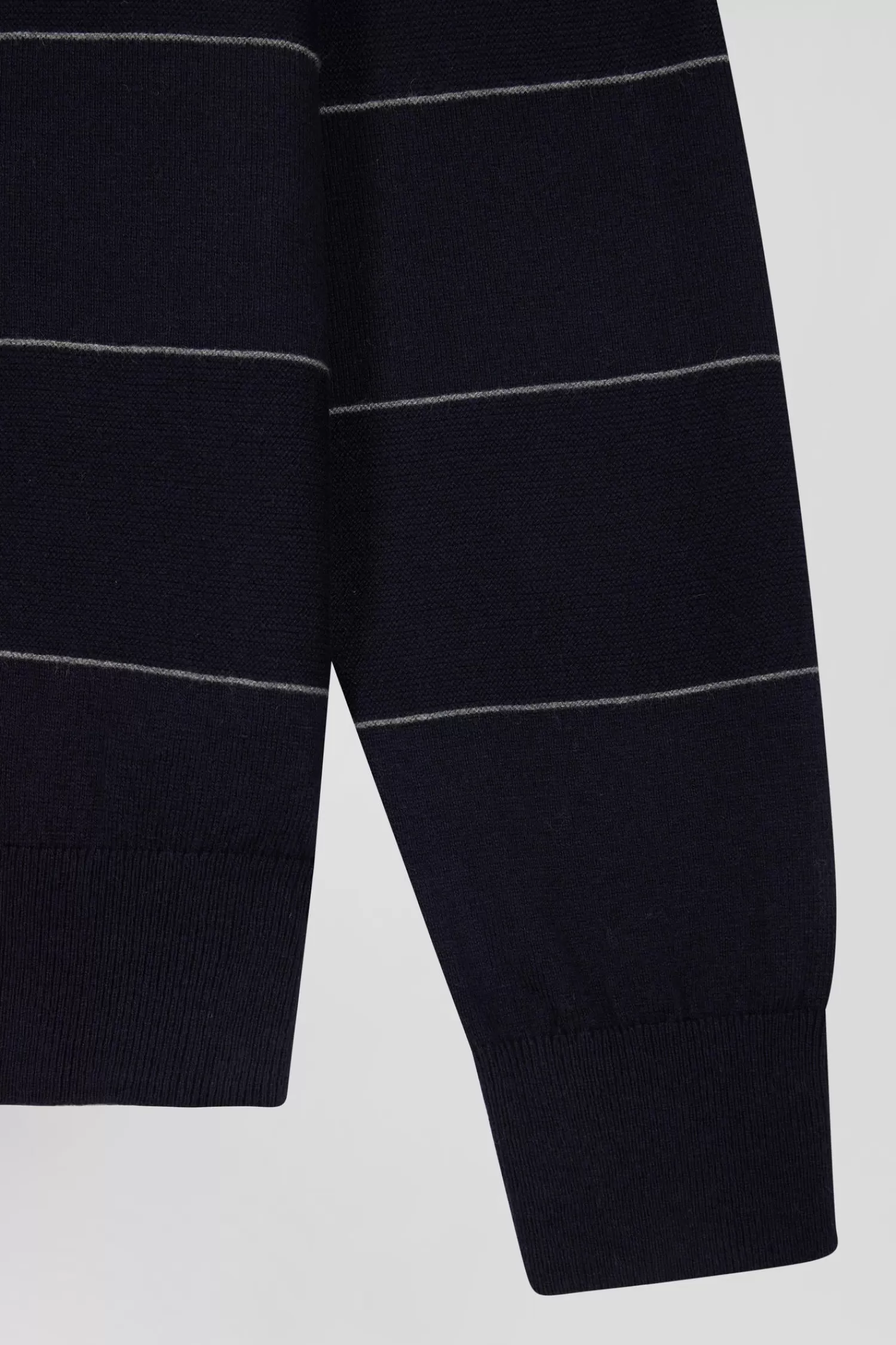 regular_navy_striped_cotton_and_cashmere_crew_neck_jumper_7.webp Eden Park Regular navy striped cotton and cashmere crew neck jumper< Sweaters