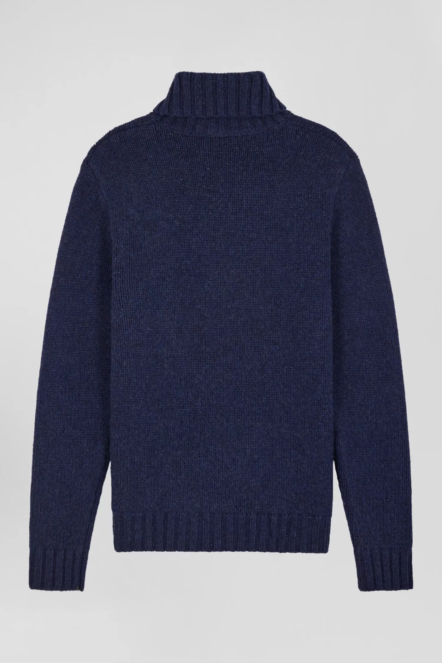 regular_navy_virgin_wool_and_recycled_polyamide_turtleneck_jumper_with_d_knitting_3.webp Eden Park Regular navy virgin wool and recycled polyamide turtleneck jumper with 3D knitting< Sweaters
