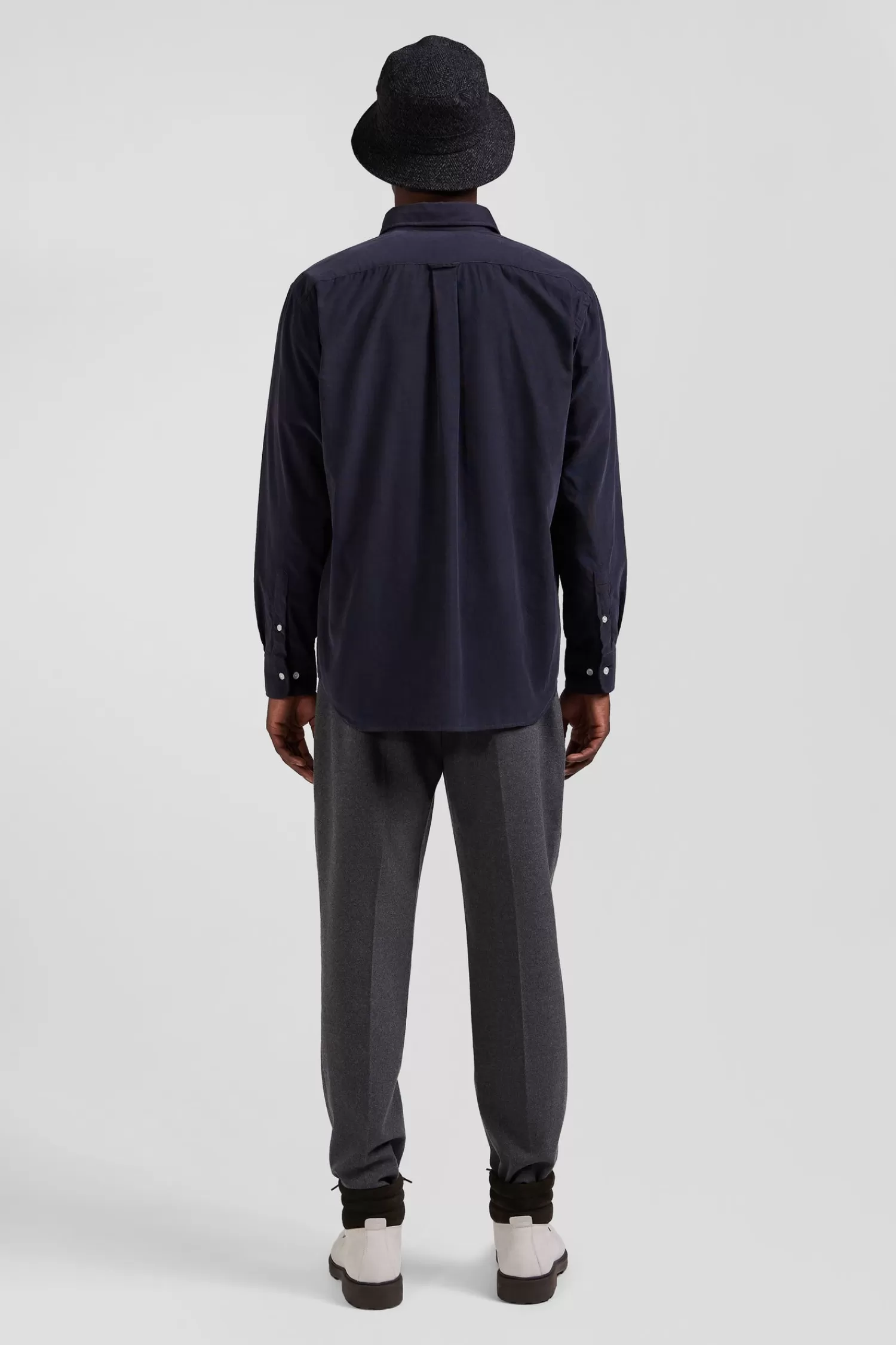 regular_plain_anthracite_grey_cotton_shirt_with_buttondown_collar_and_chest_pocket_5.webp Eden Park Regular plain anthracite grey cotton shirt with button-down collar and chest pocket< Shirts