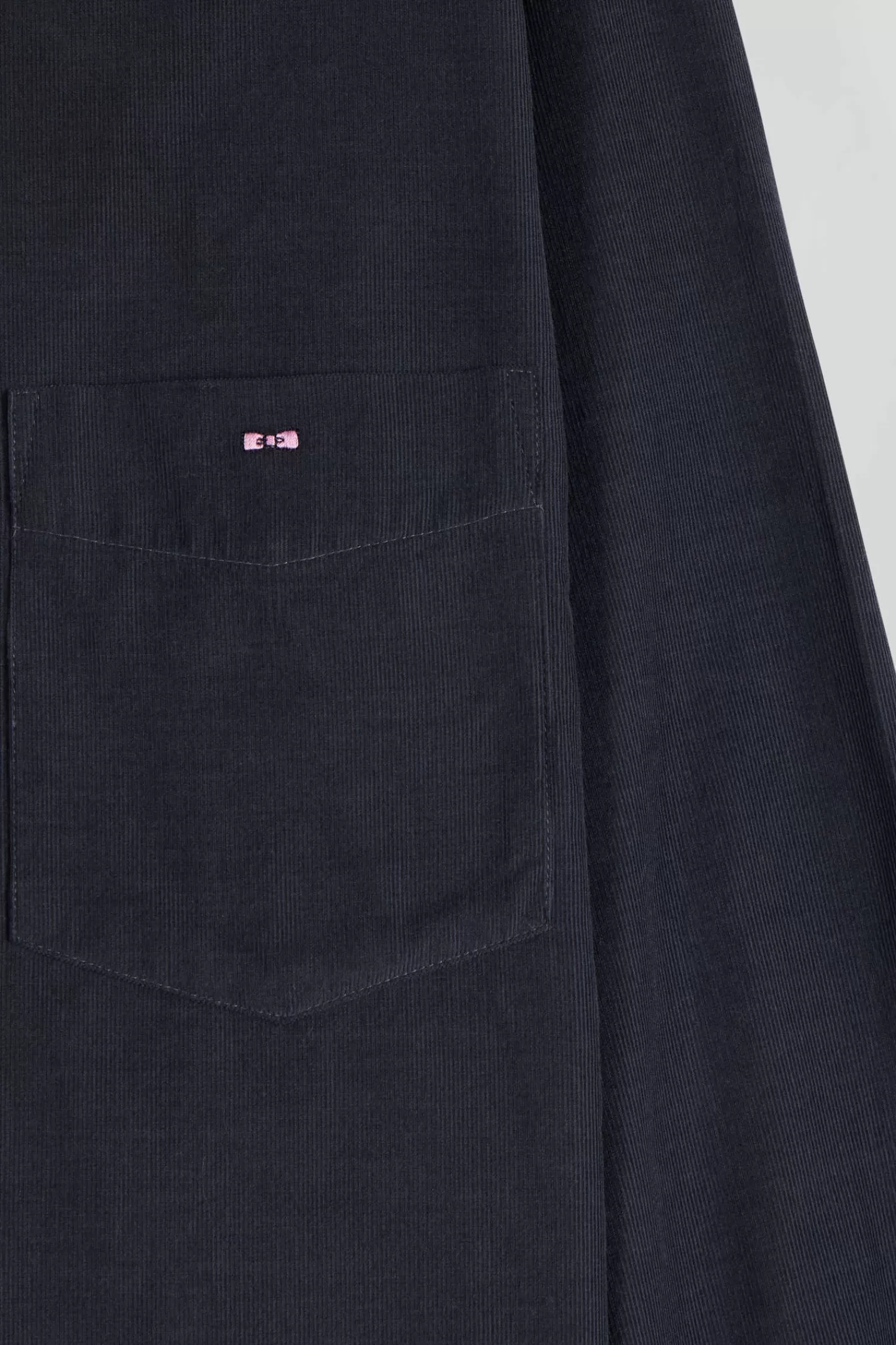 regular_plain_anthracite_grey_cotton_shirt_with_buttondown_collar_and_chest_pocket_7.webp Eden Park Regular plain anthracite grey cotton shirt with button-down collar and chest pocket< Shirts