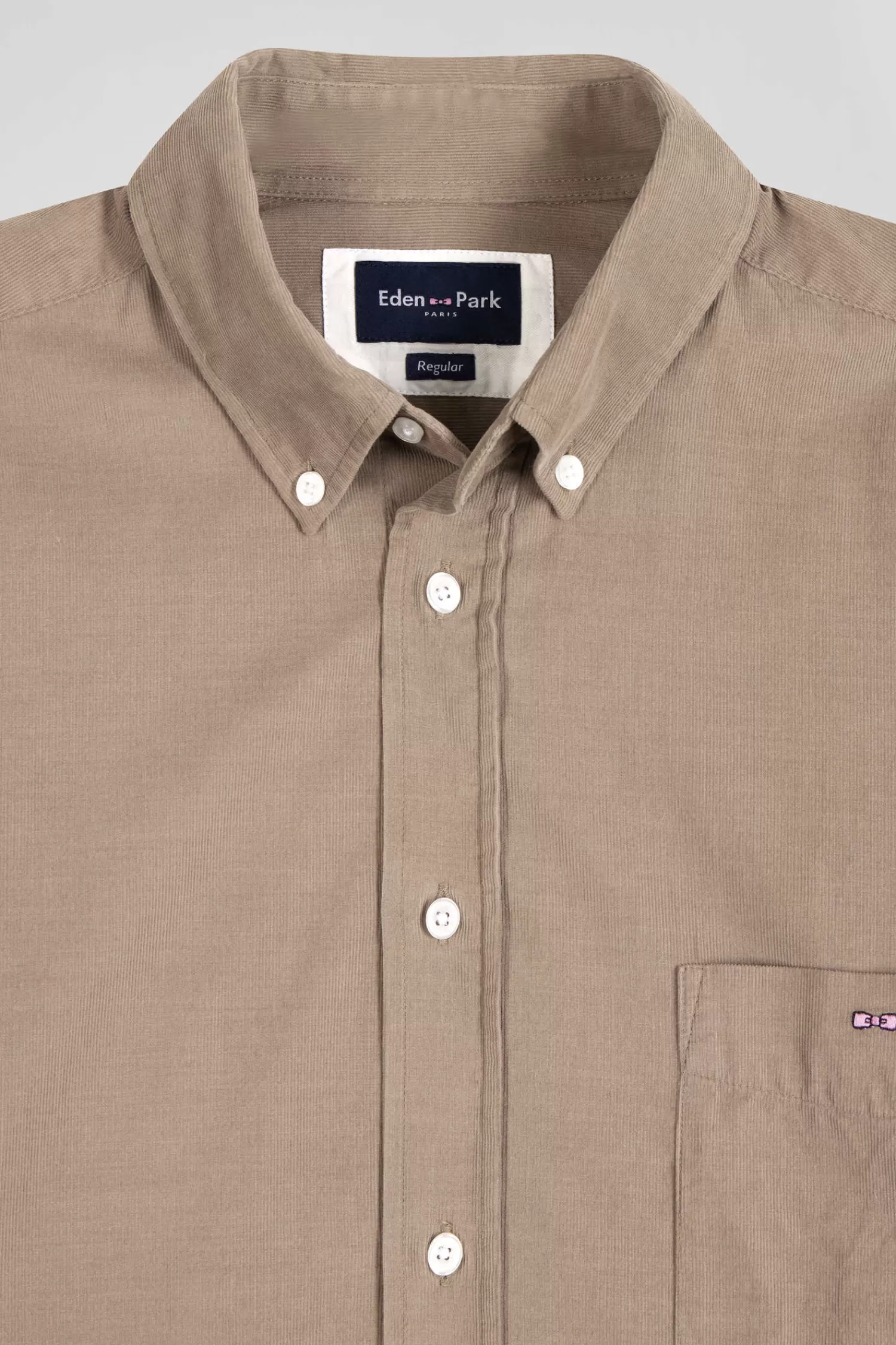 regular_plain_beige_cotton_shirt_with_buttondown_collar_and_chest_pocket_6.webp Eden Park Regular plain beige cotton shirt with button-down collar and chest pocket< Shirts