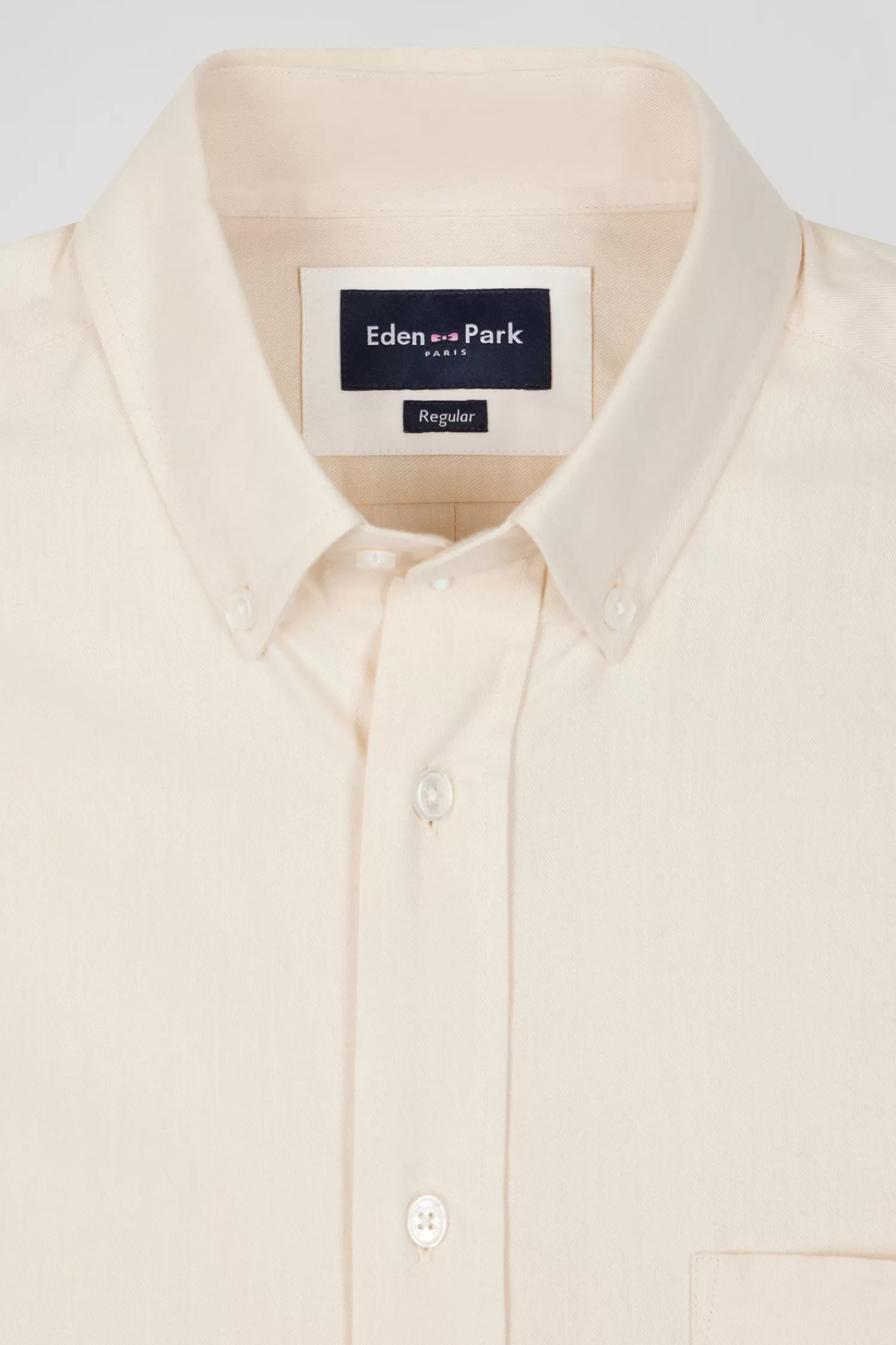 regular_plain_beige_cotton_twill_shirt_with_buttondown_collar_6.webp Eden Park Regular plain beige cotton twill shirt with button-down collar< Shirts